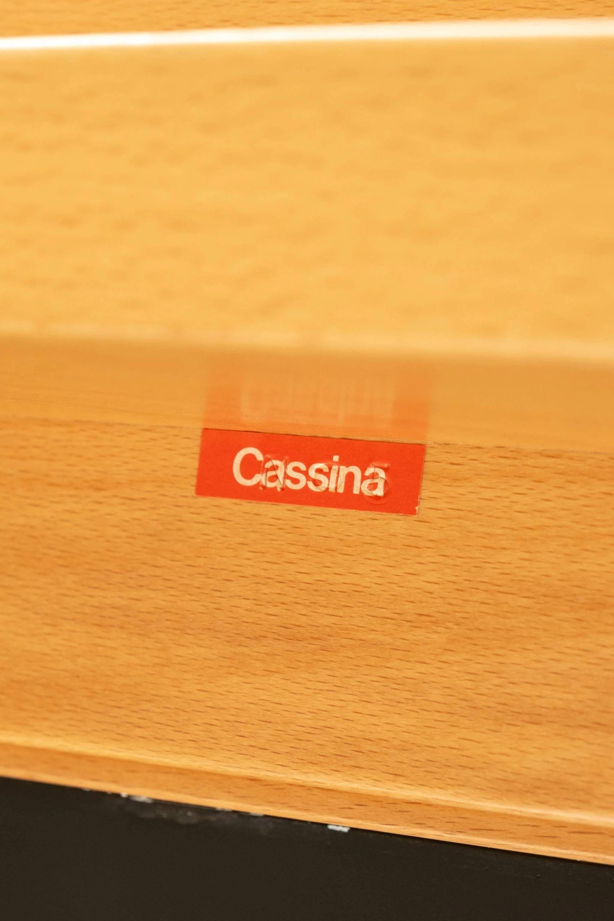 Fin du 20e siècle Table de salle à manger en bois et verre fumé Cassina des années 1980 par Afra Scarpa en vente