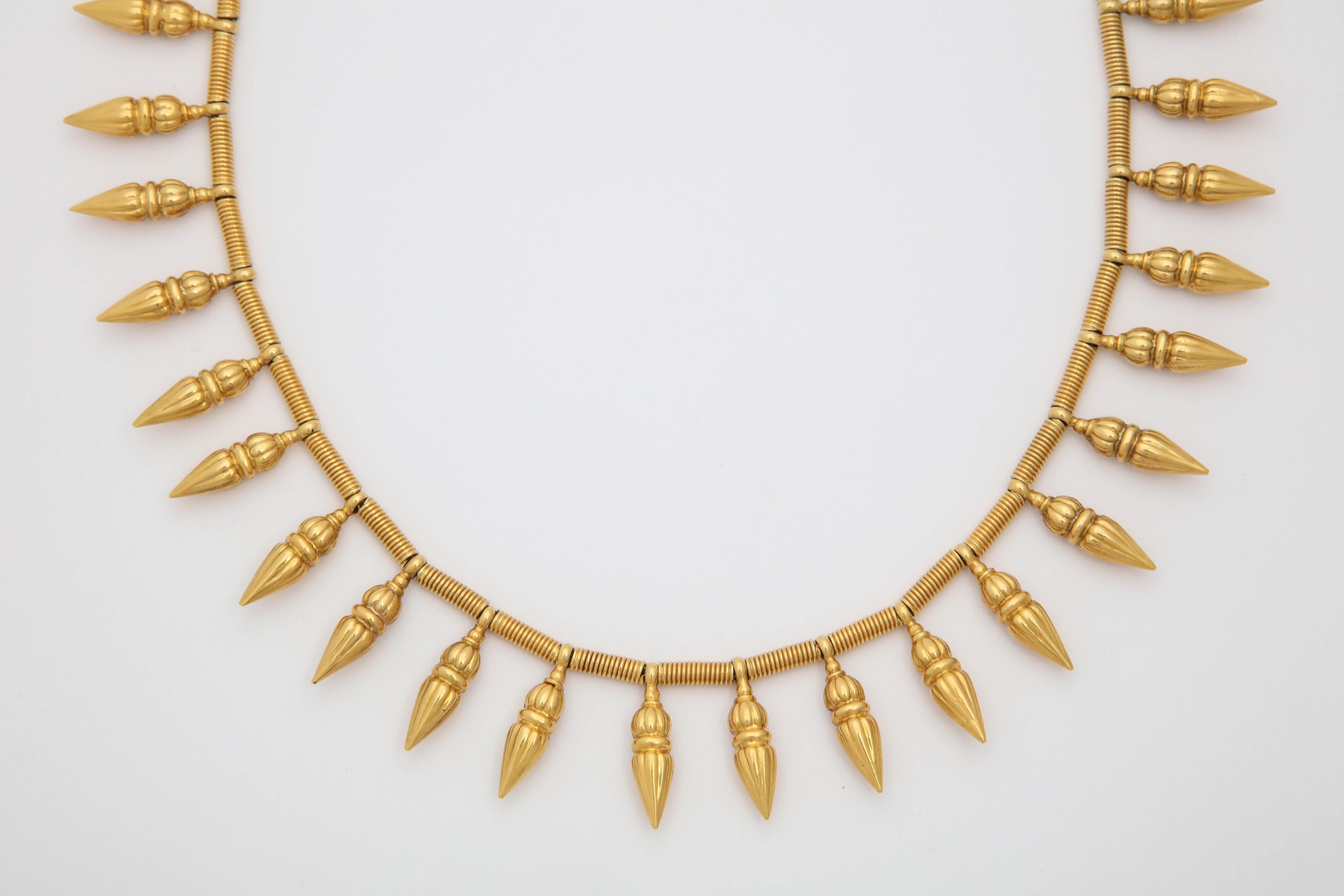 1980s Castellani Cleopatra Style Fringe Pendants High Karat Gold Necklace In Good Condition For Sale In New York, NY
