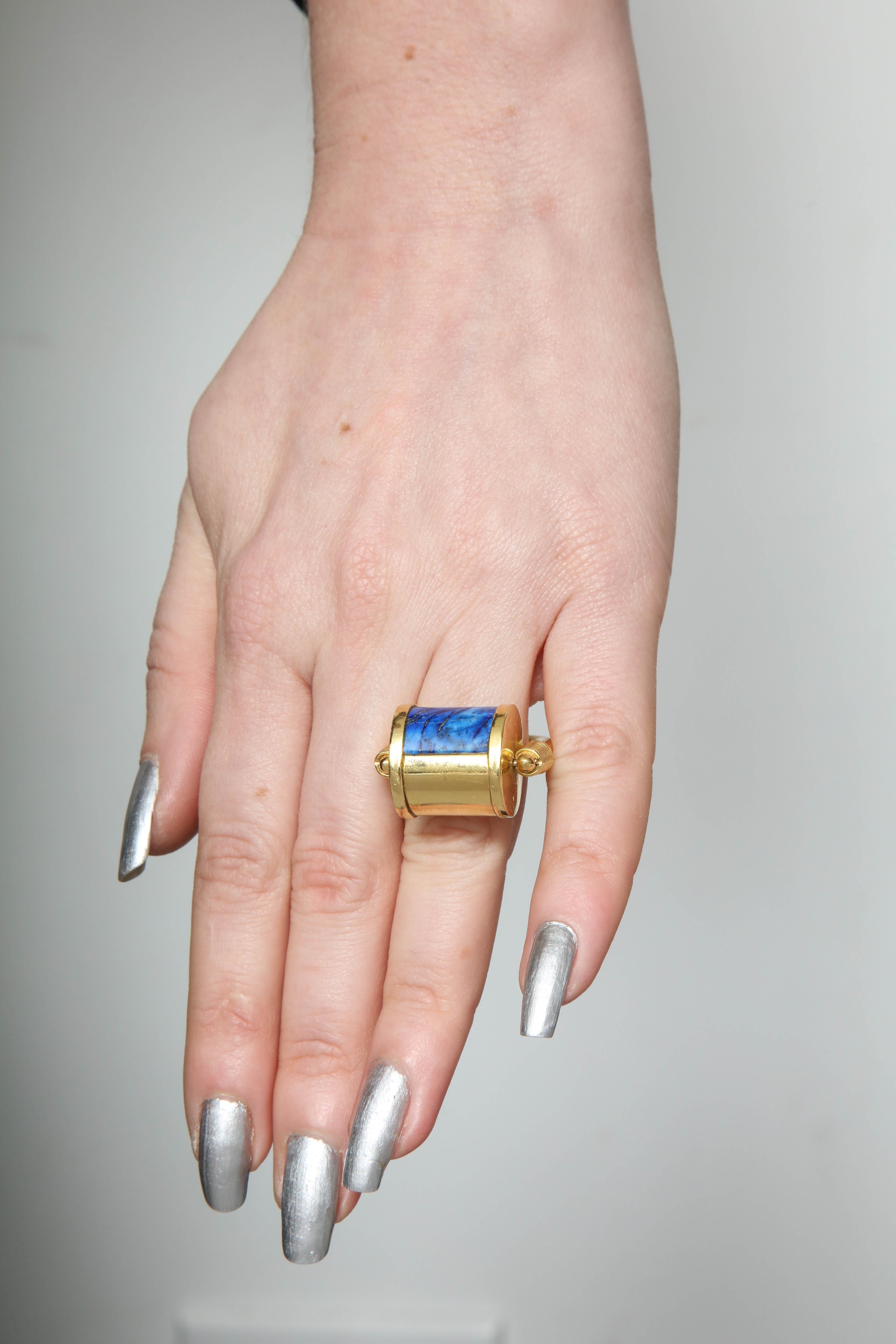 1980s Cellini Padlock Design Reversible Lapis Lazuli and Gold Rolltop Ring 12