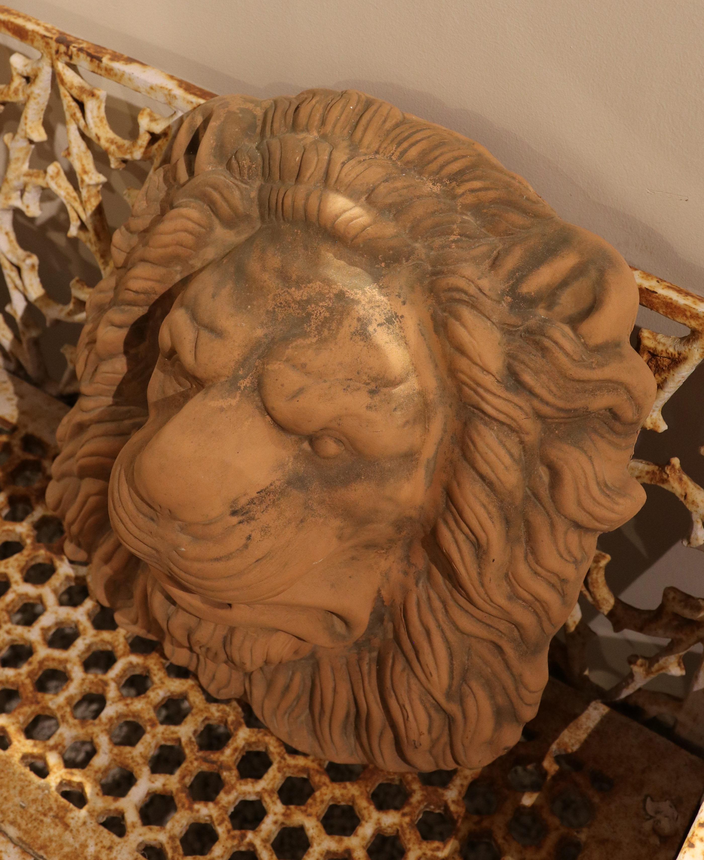 Masque de lion en céramique des années 1980 pour fontaine murale de jardin 3