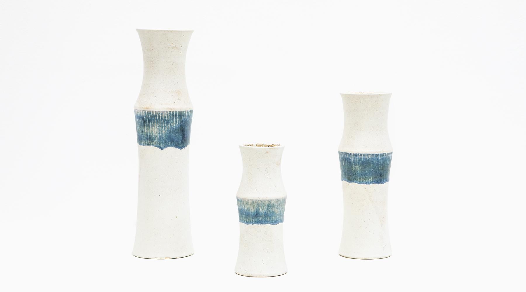 Bamboo bottles, set of three vases, ceramic, Bruno Gambone, Italy, 1980s.

Splendid vases in a so-called bamboo optic by the multi-talented artist Bruno Gambone from 1980s, which vary in height and width as a matching set. This set comes in a