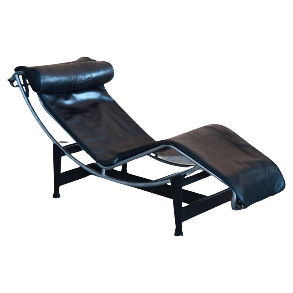 1980s Chaise Longue LC4 Le Corbusier for Cassina in Black Leather