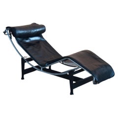 1980s Chaise Longue LC4 Le Corbusier for Cassina in Black Leather