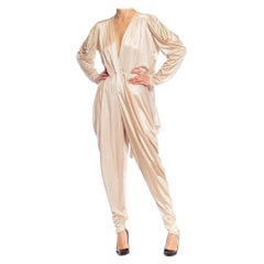 Mono champán de los 80 con pantalón de harén