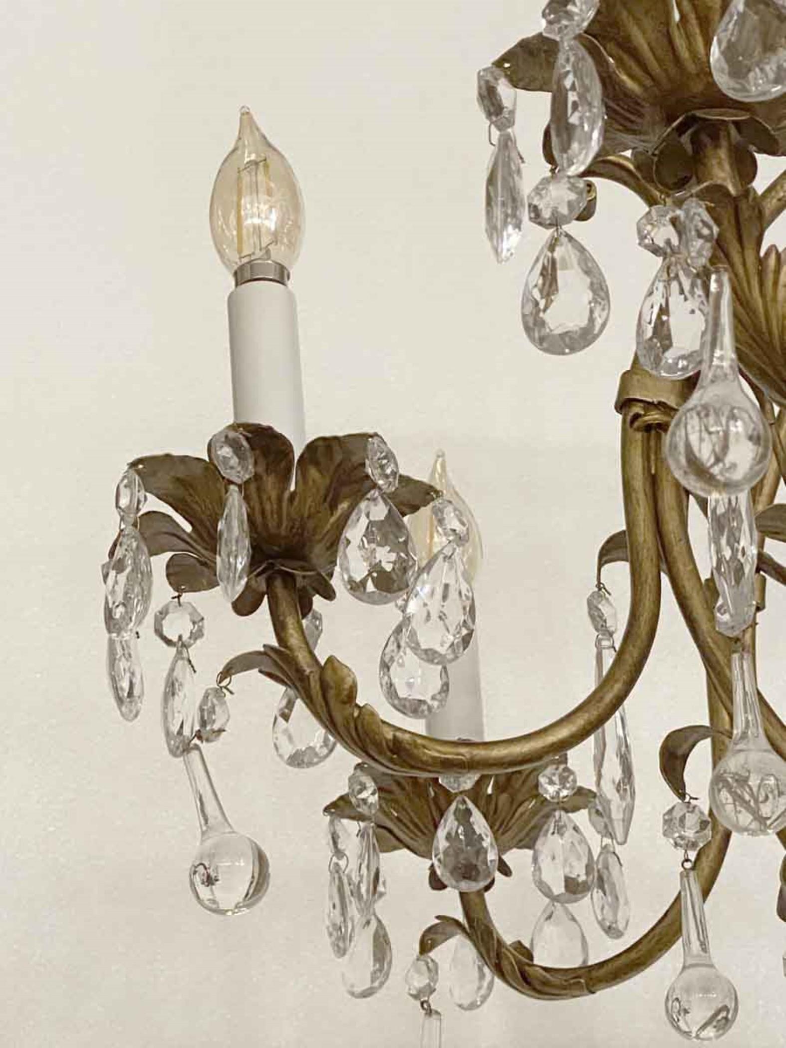 1980er Jahre Teardrop-Kronleuchter aus Kristall mit Vergoldung im Florentiner Stil (20. Jahrhundert)