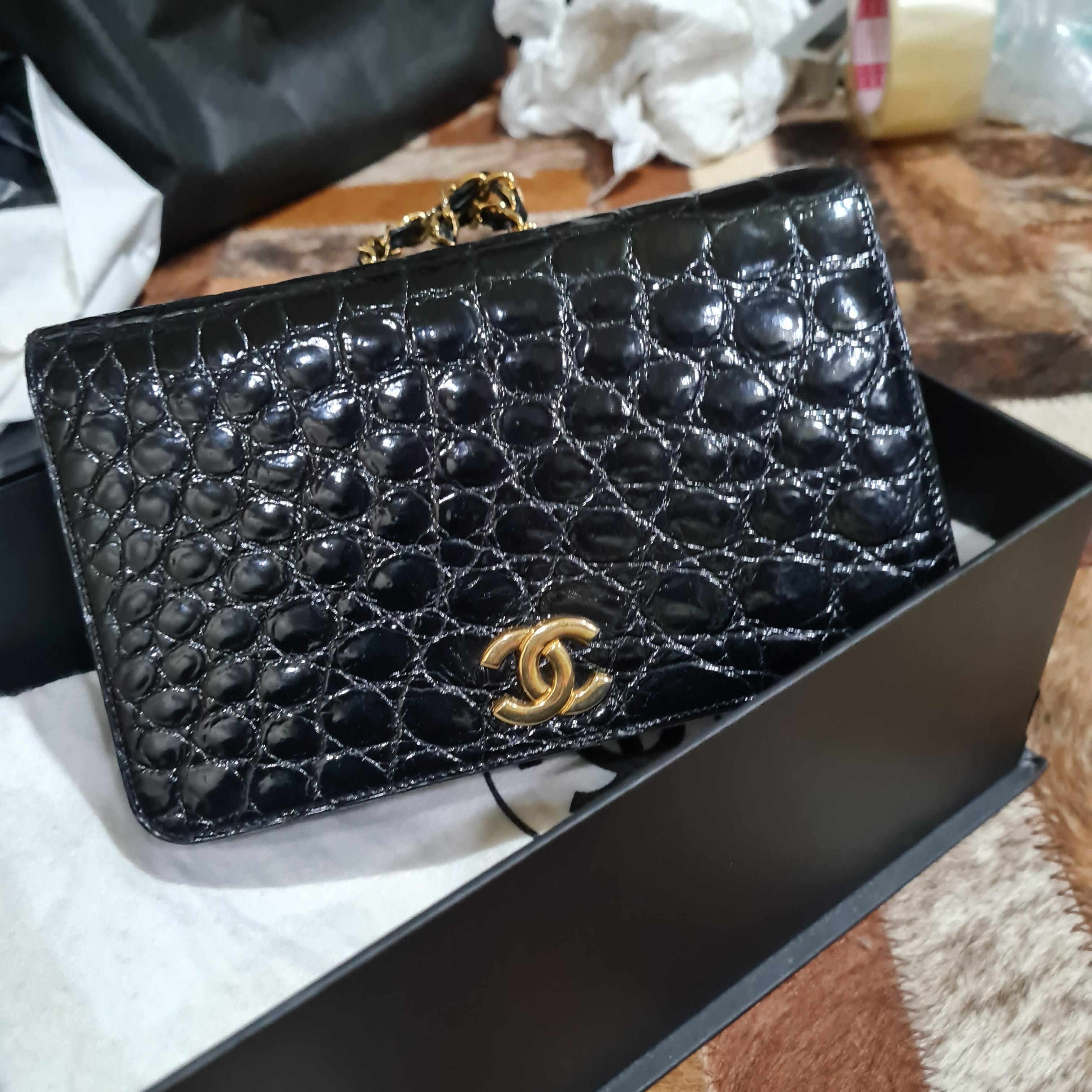 1980s Chanel Black Alligator Wallet on Chain 1