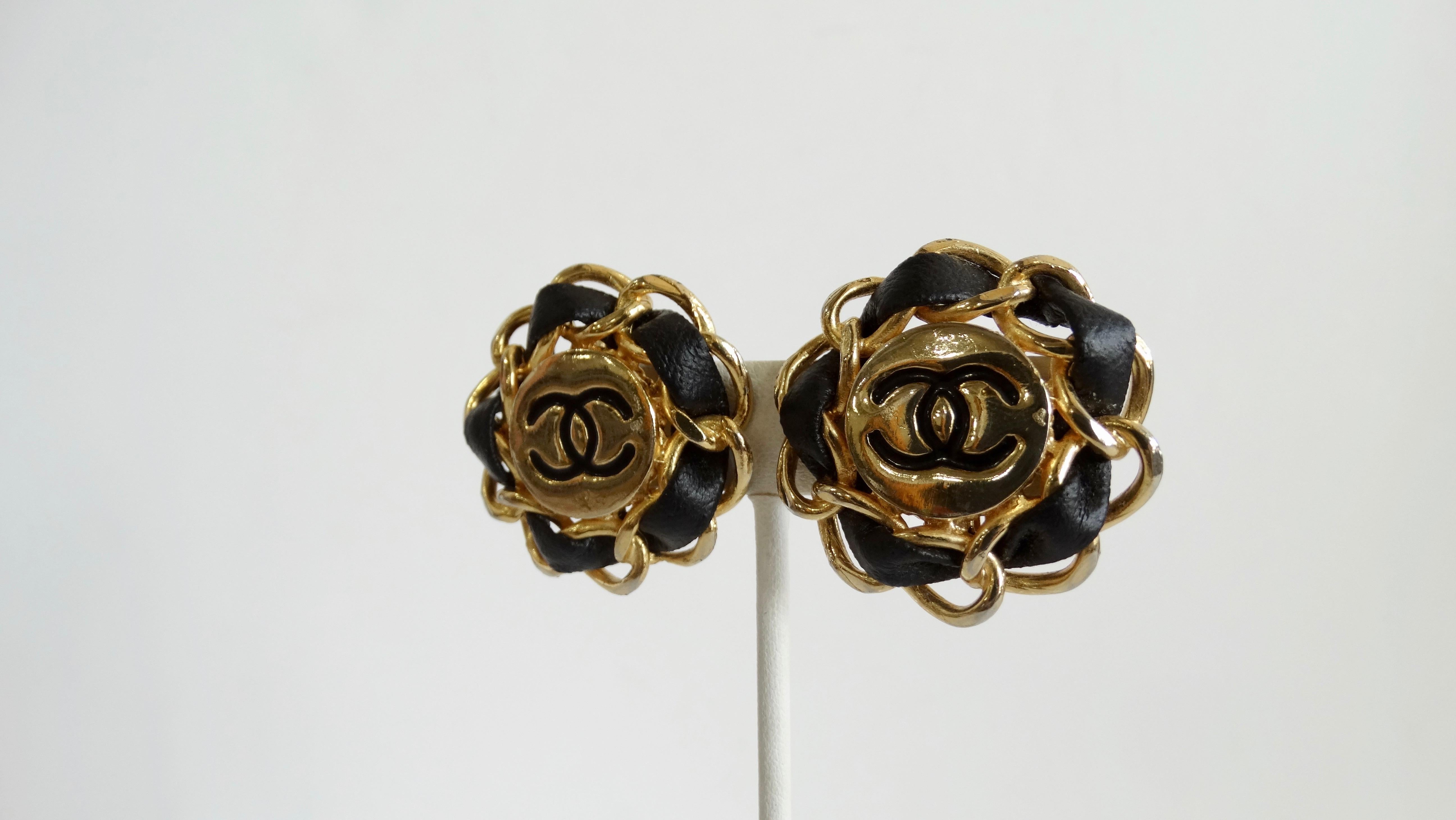 Chanel 'CC' & Leather 1980s Clip-on Earrings  2