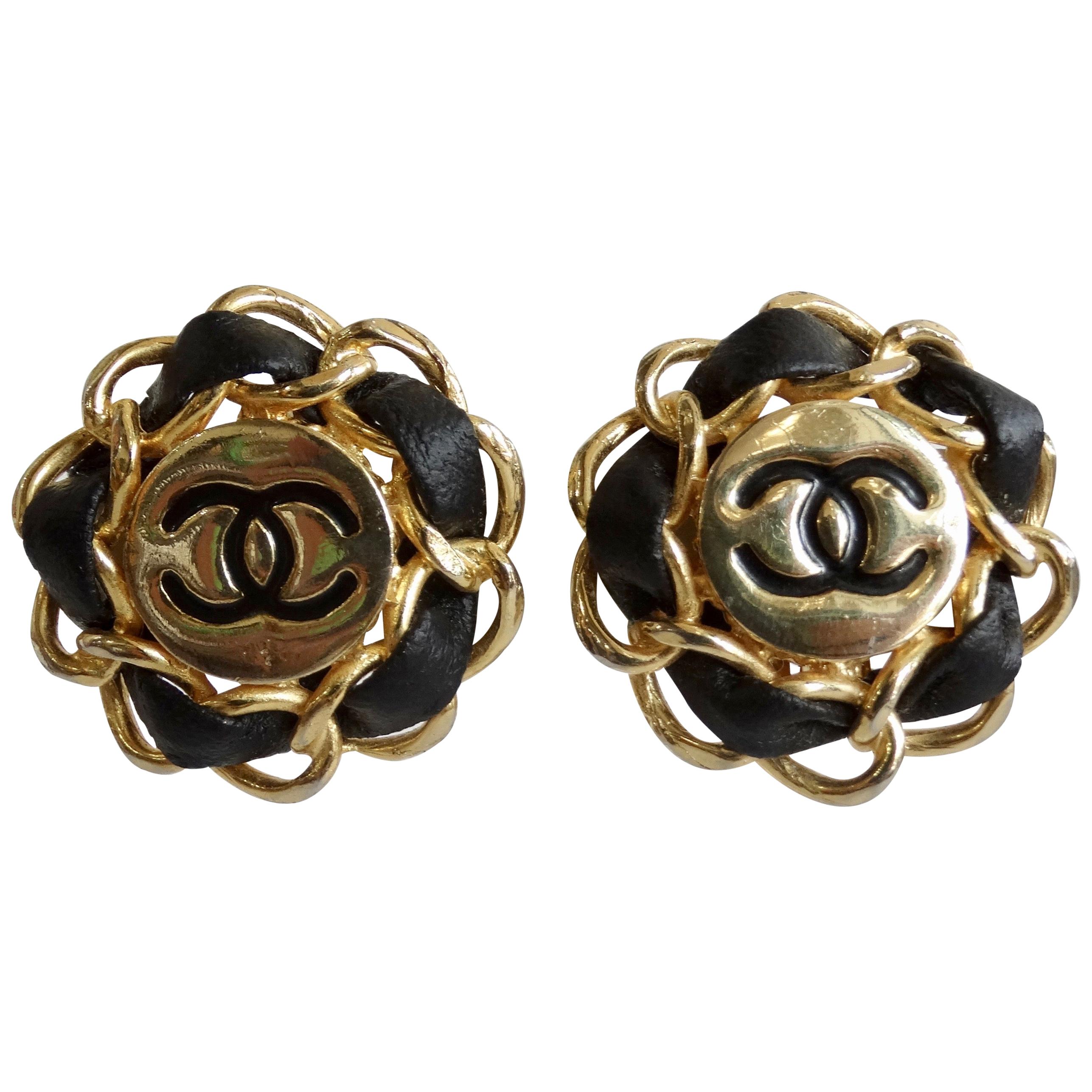 Chanel 'CC' & Leather 1980s Clip-on Earrings 
