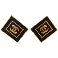 Vintage Chanel CC Leather Rectangle Clip On Earrings 80s