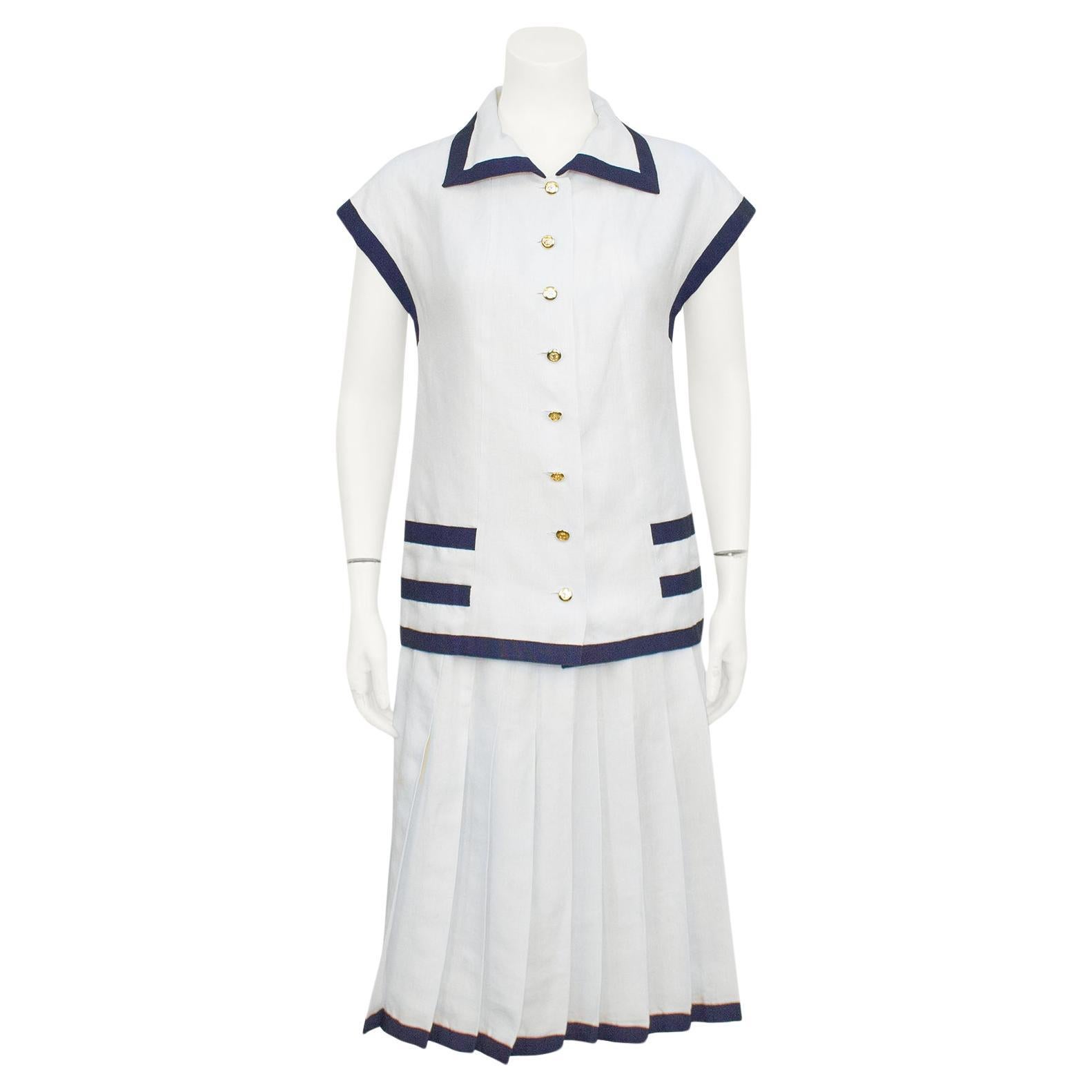 1980s Chanel Cream and Navy Linen Summer Skirt Ensemble For Sale