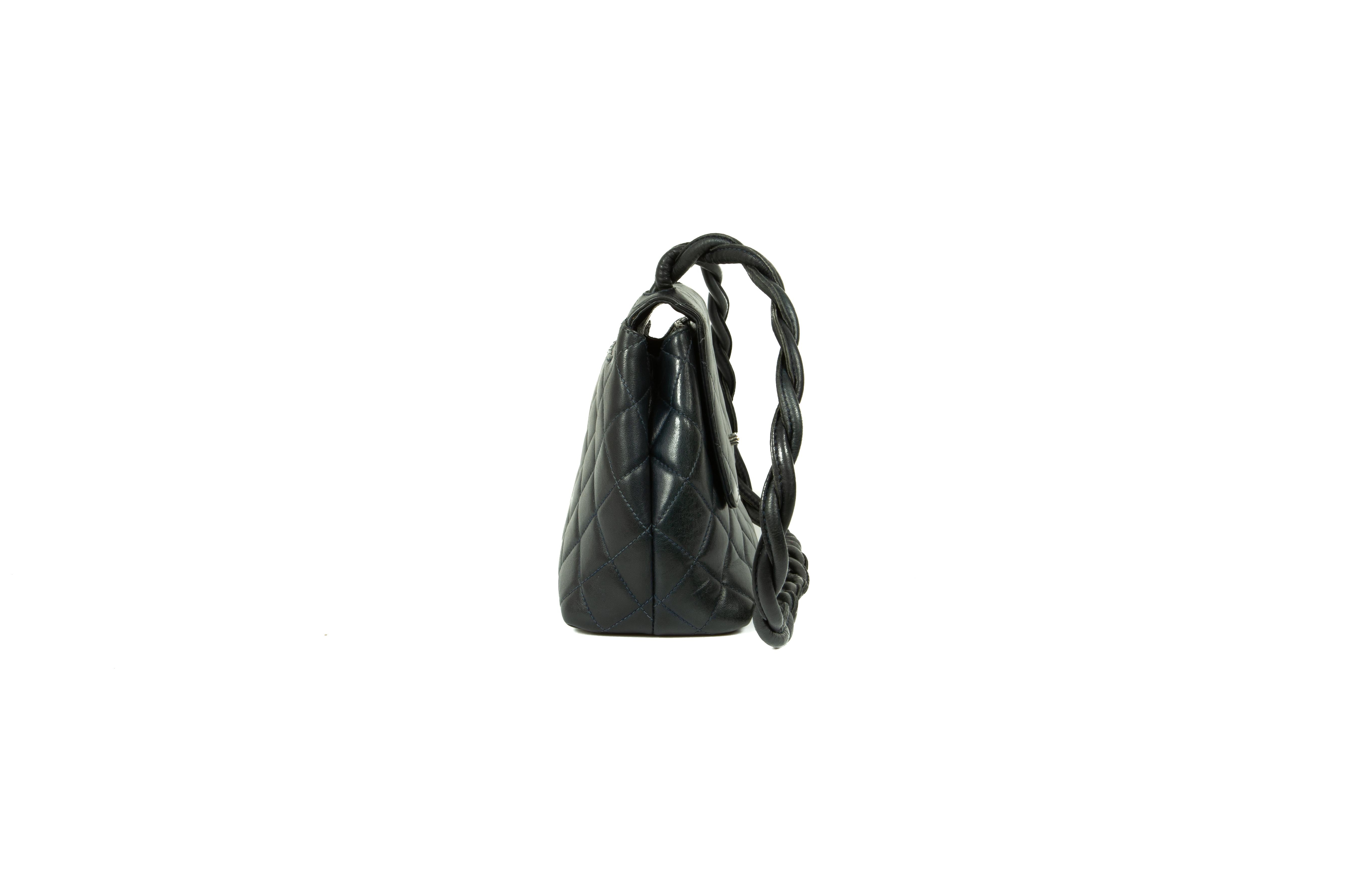 1980s Chanel Dark-Midnight-Blue Leather Shoulder Bag 1