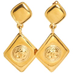 Orecchini Chanel anni '80 a forma di diamante
