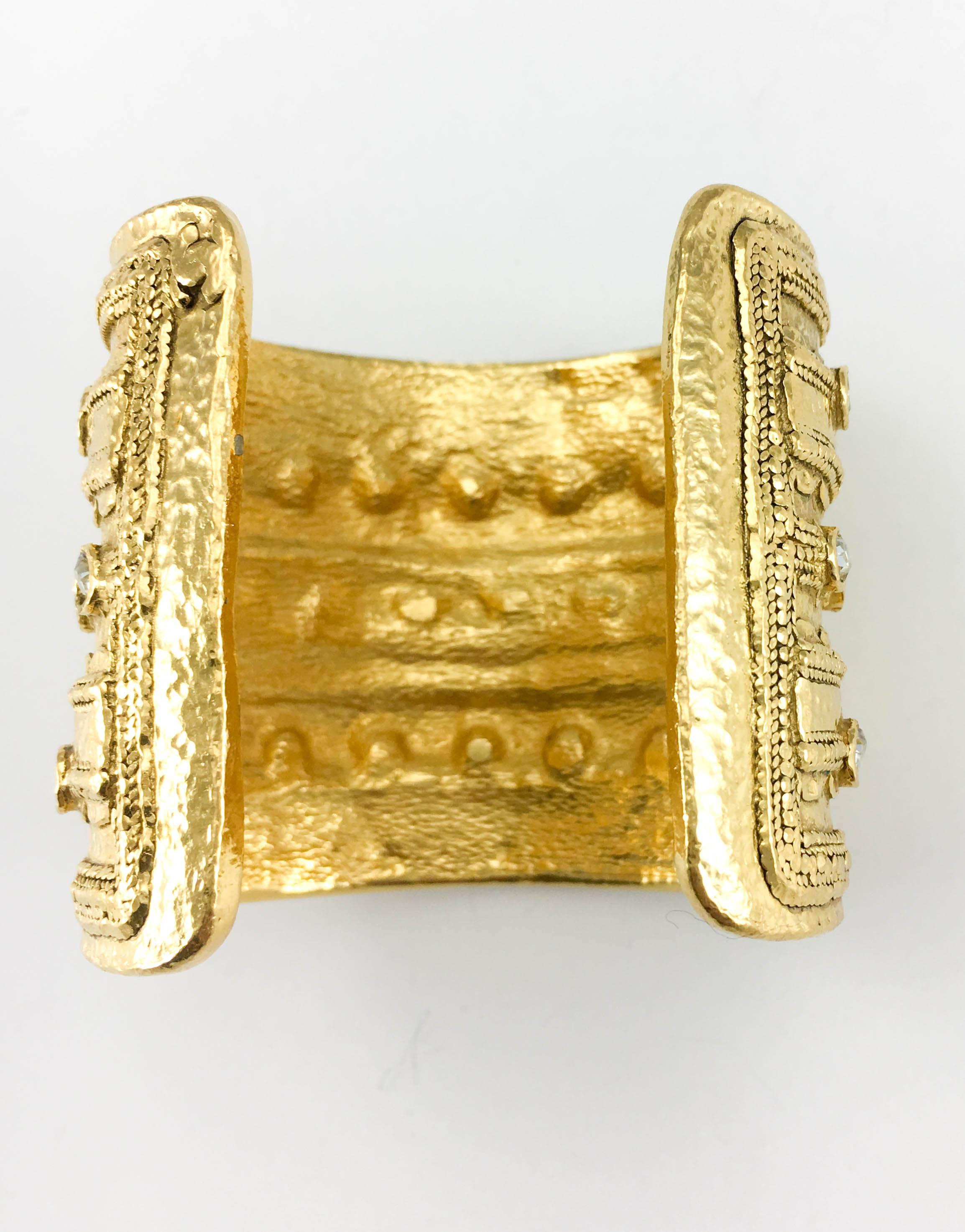 1980's Chanel 'Etruscan' Rhinestone Embellished Gold-Plated Cuff Bracelet For Sale 5