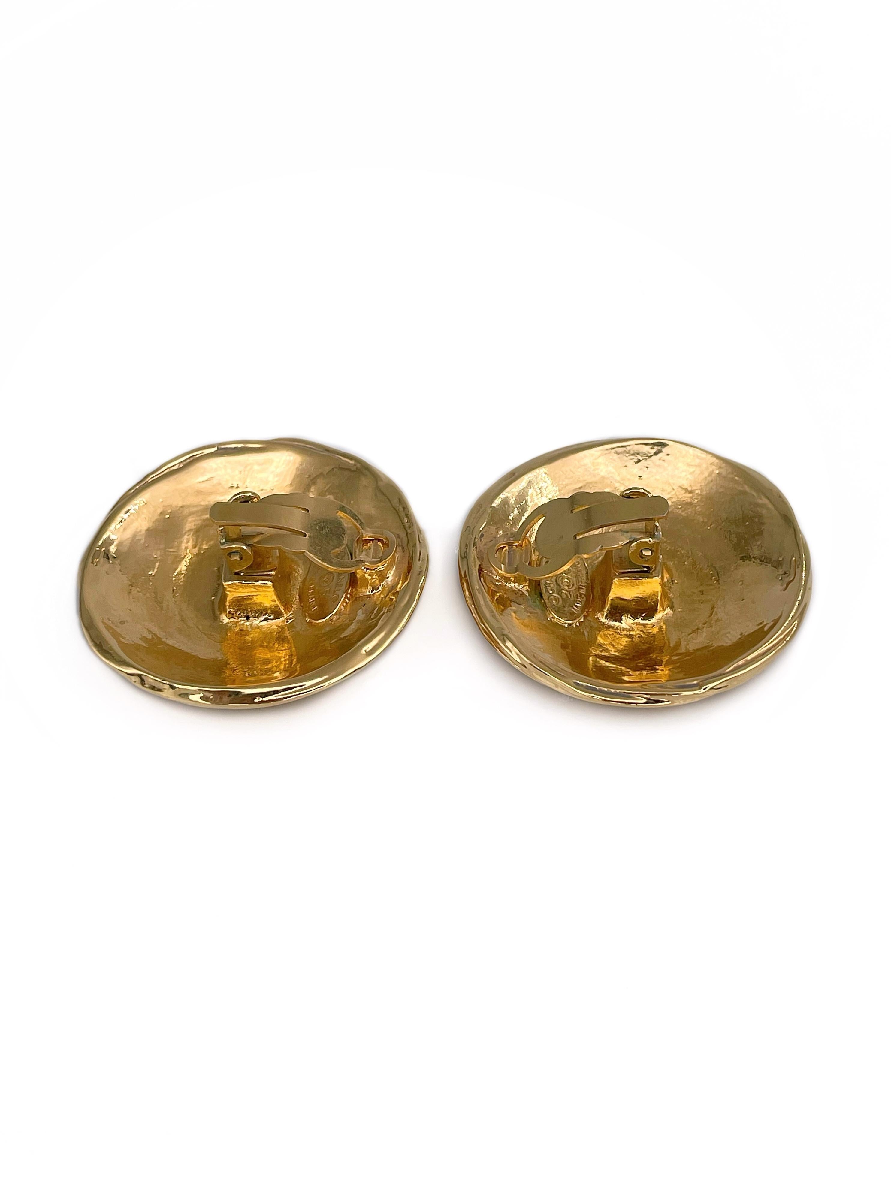 Modern 1980s Chanel Gold Tone CC Logo Textured Round Clip On Earrings