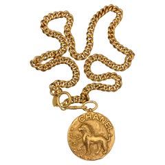 1980s Vintage CHANEL Gold Toned Lion Charm Chain Necklace 