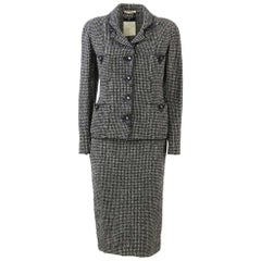 1980s Chanel Houndstooth Wool Suit at 1stDibs | chanel houndstooth suit