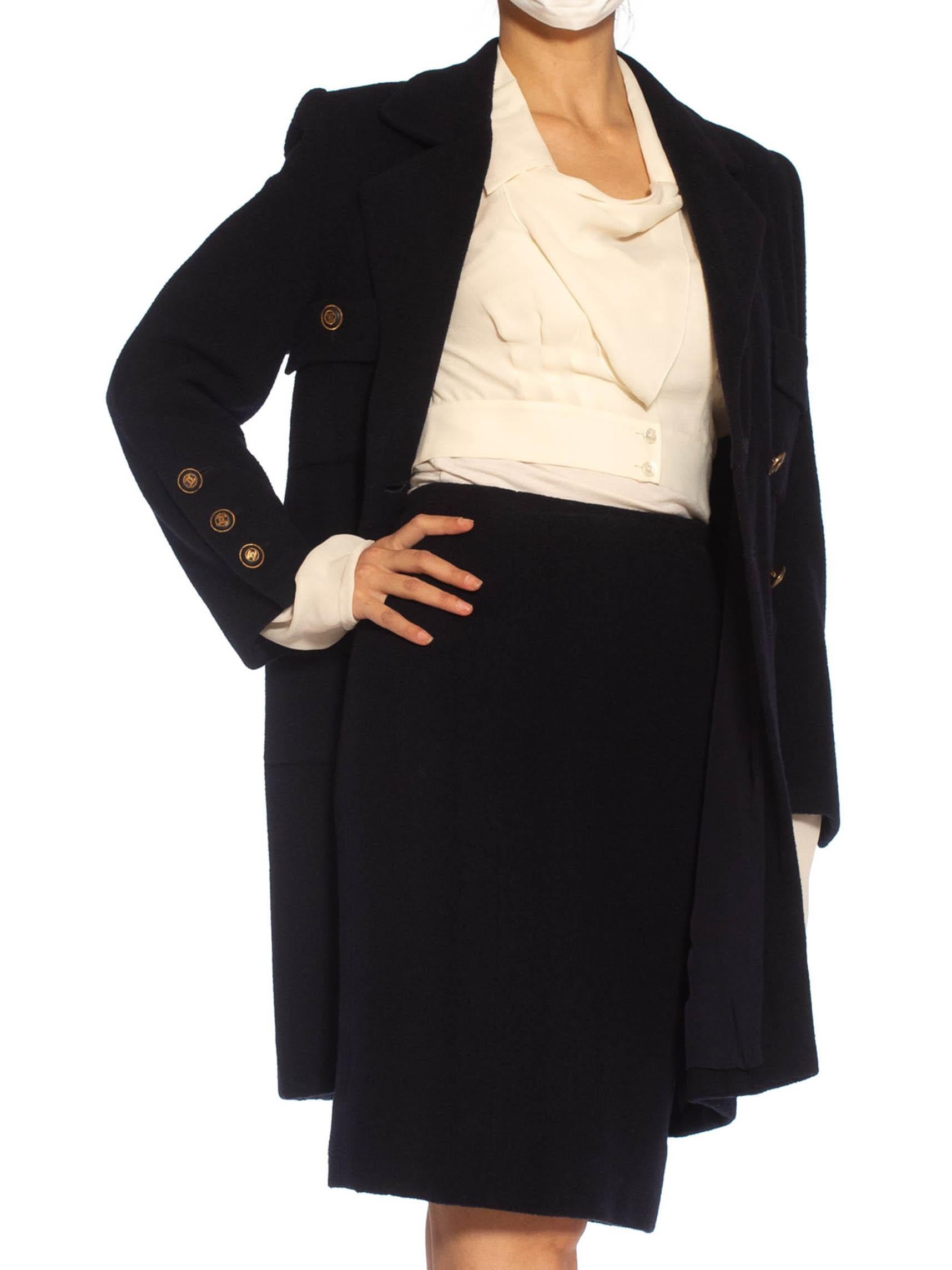 1980er CHANEL Marineblauer Mantel Haute Couture aus Kaschmirmischung und Wolle 3/4 Länge im Zustand „Hervorragend“ im Angebot in New York, NY