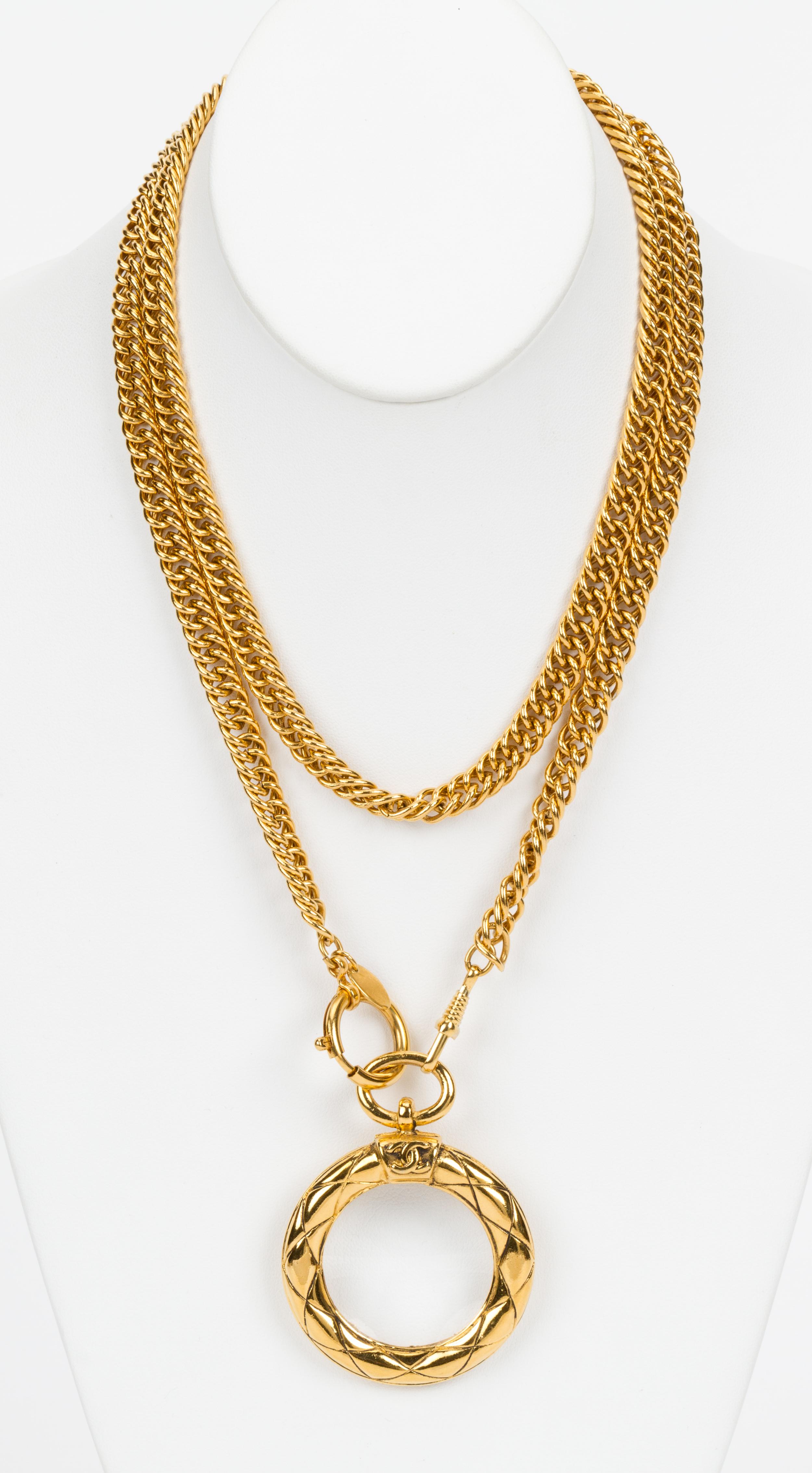 1980s Chanel Quilted Magnifier Necklace In Excellent Condition For Sale In West Hollywood, CA