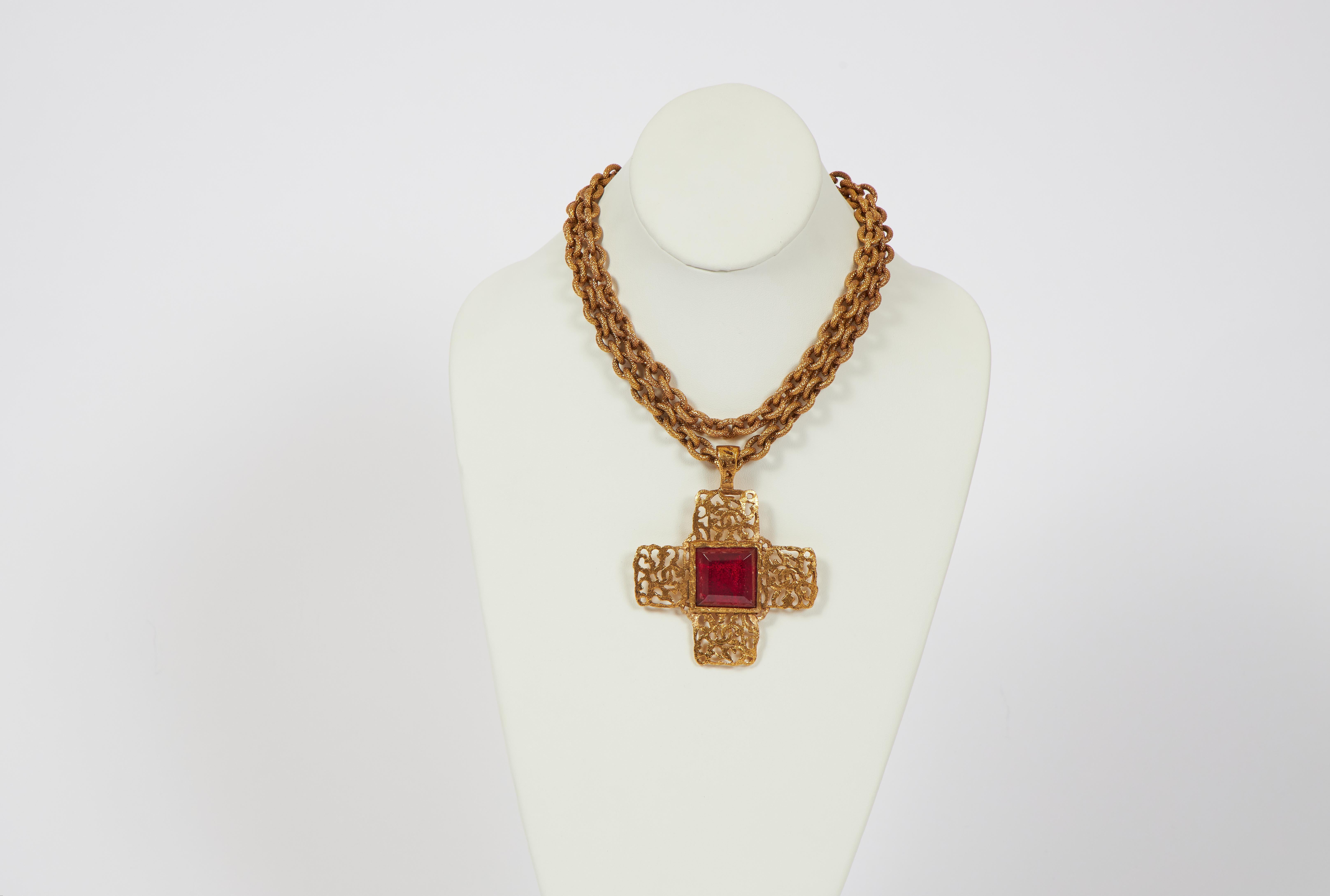 1980's Chanel Red Gripoix Gold Cross Necklace In Excellent Condition In West Hollywood, CA