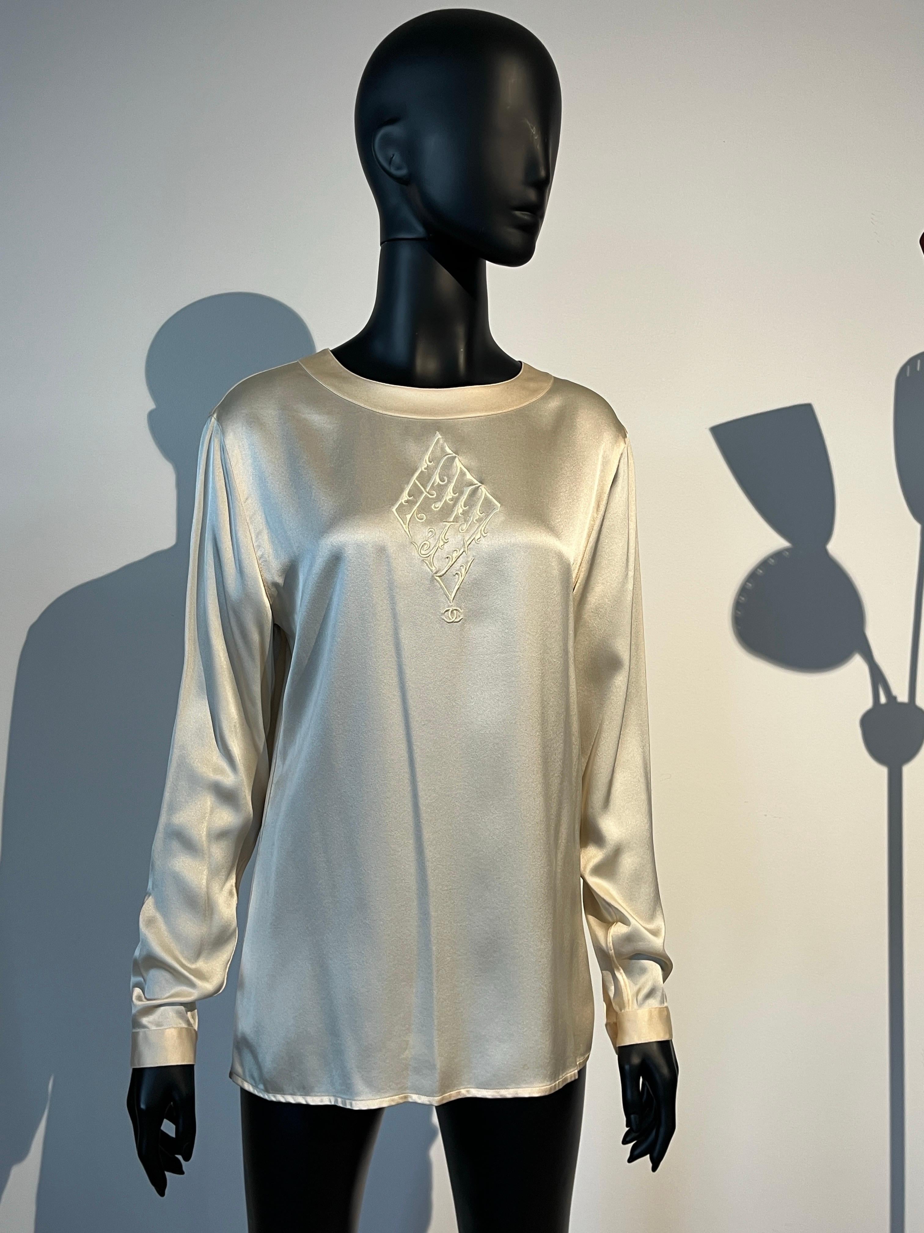 Camicetta in seta Chanel anni '80 in vendita 11