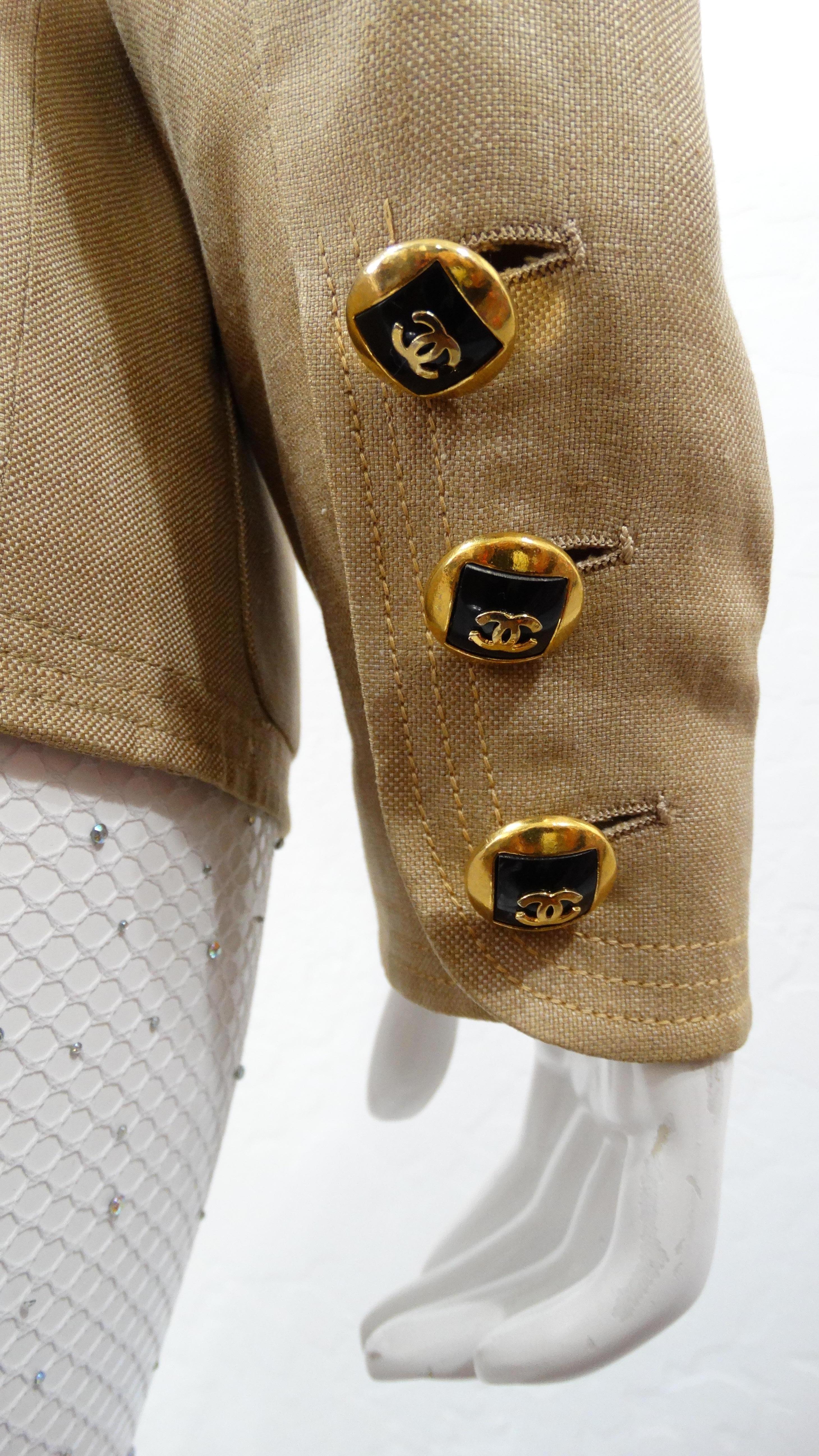 Brown Chanel 1980s Tan Linen Blazer With CC Buttons