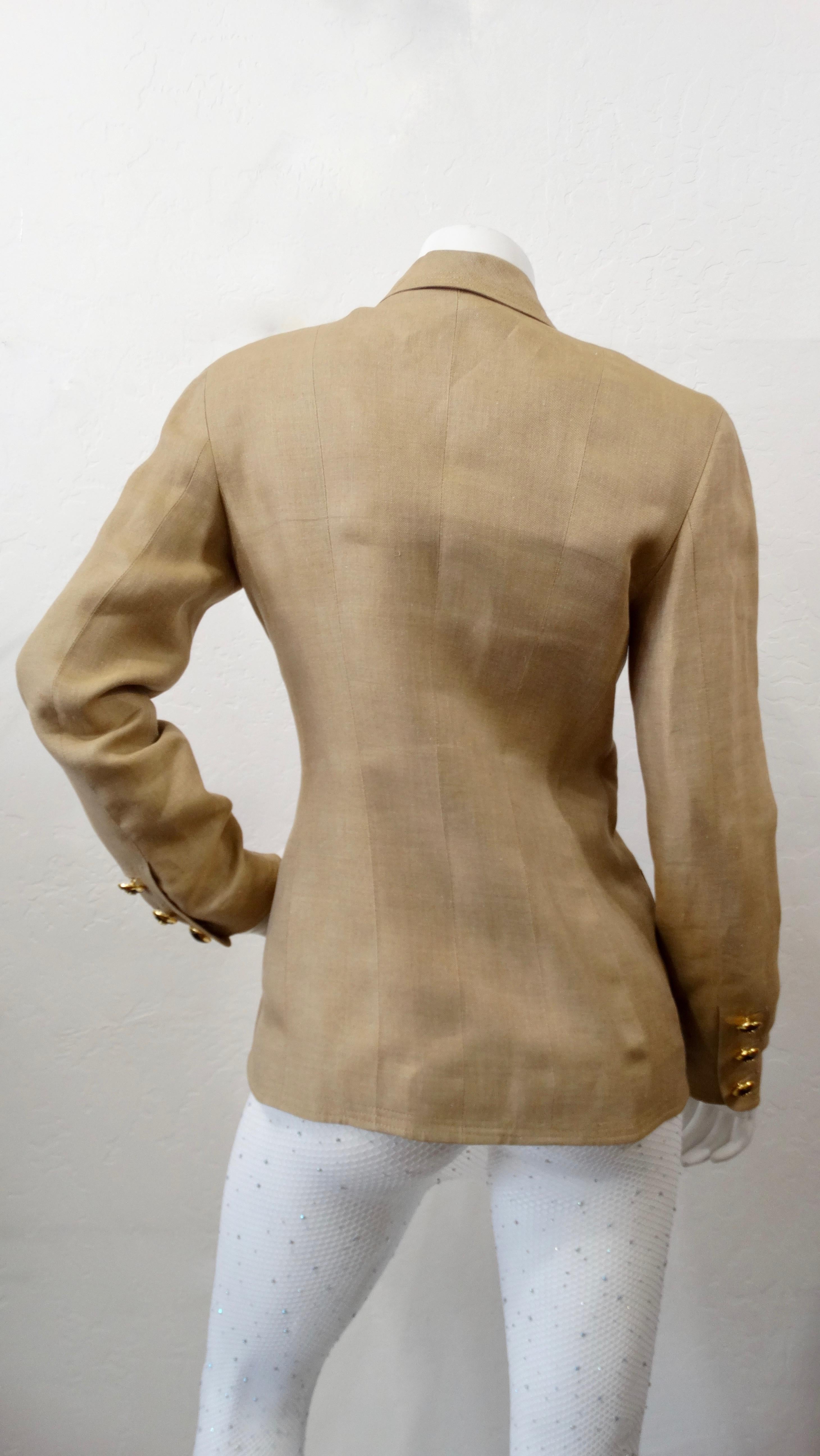 Chanel 1980s Tan Linen Blazer With CC Buttons In Good Condition In Scottsdale, AZ