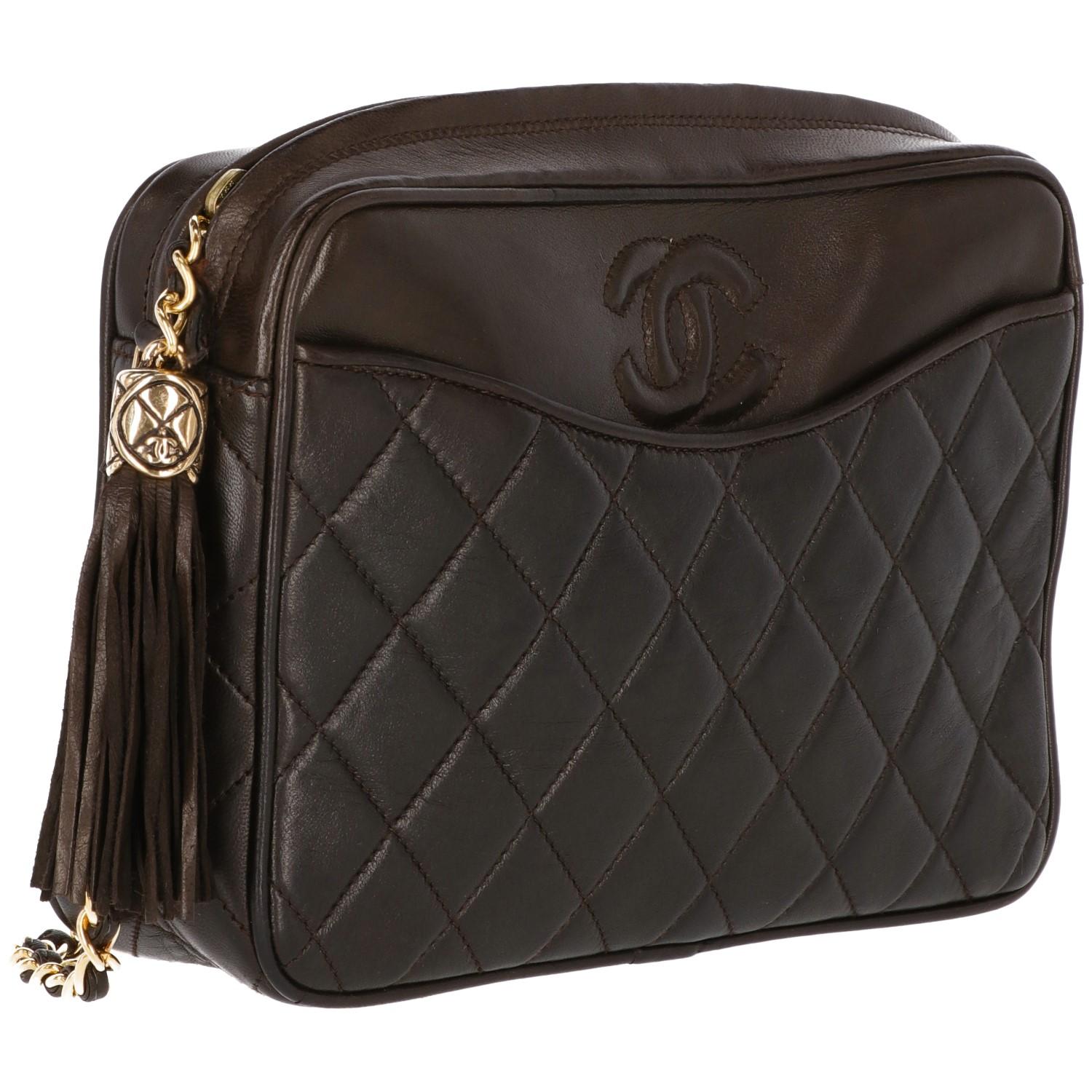 Black 1980s Chanel Vintage Brown Lambskin Shoulder Bag