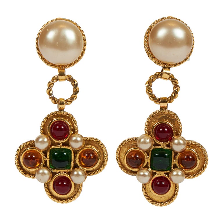 Gripoix earrings Chanel Burgundy in Glass - 25971779