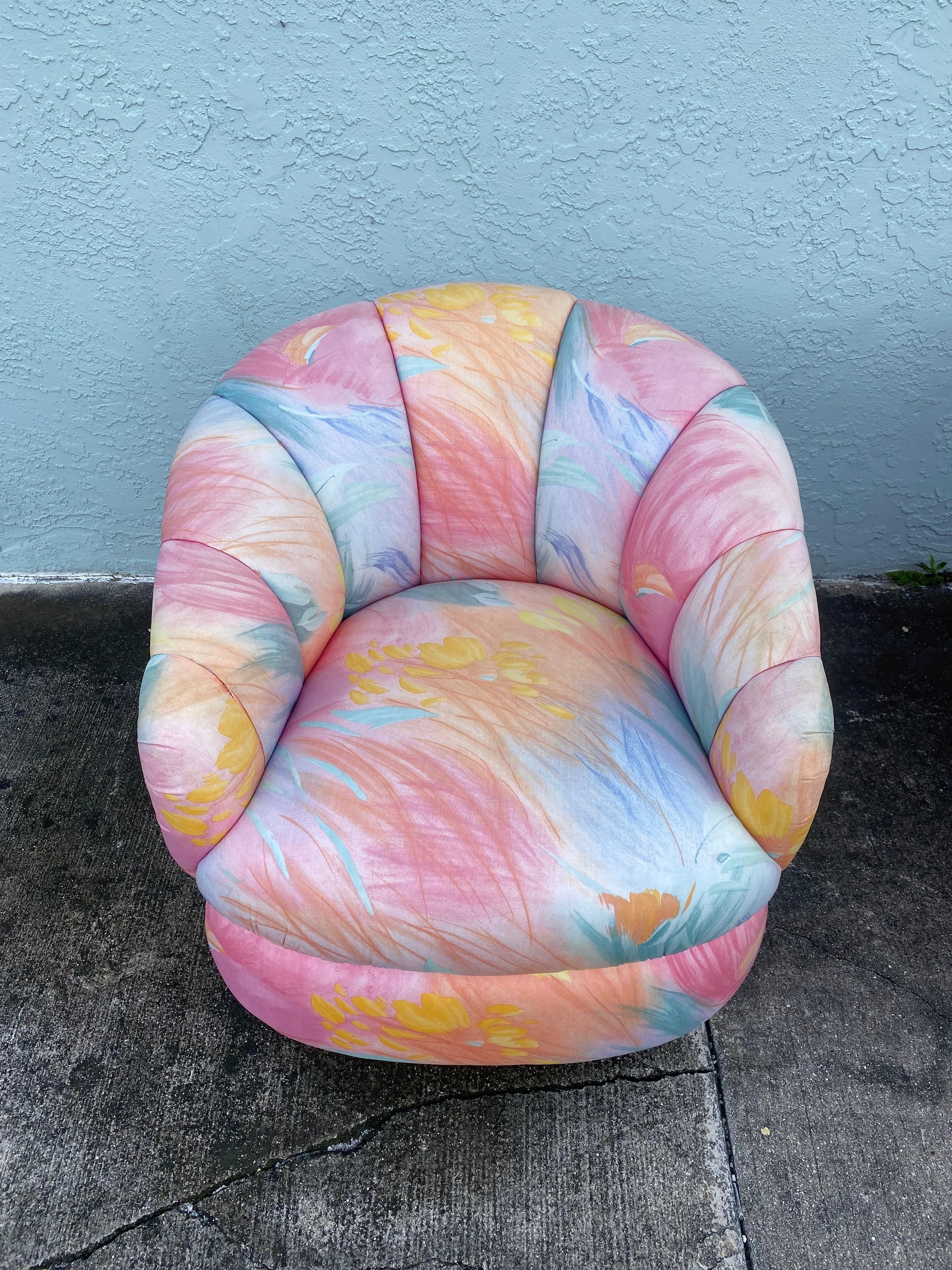 1980s Channel Baughman Croissant Style  Floral Swivel Chairs, Set of 2 For Sale 2
