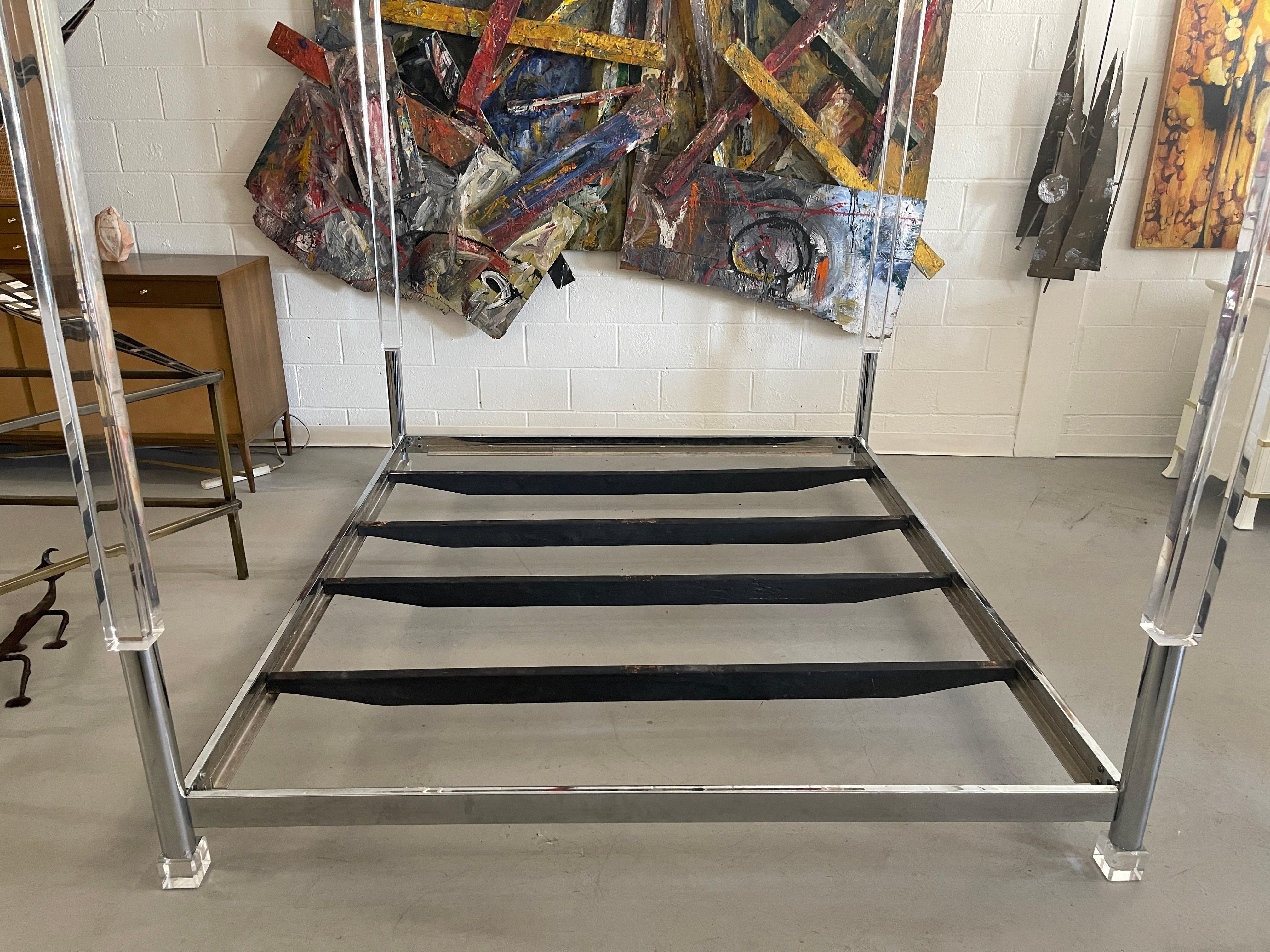 1980s canopy bed