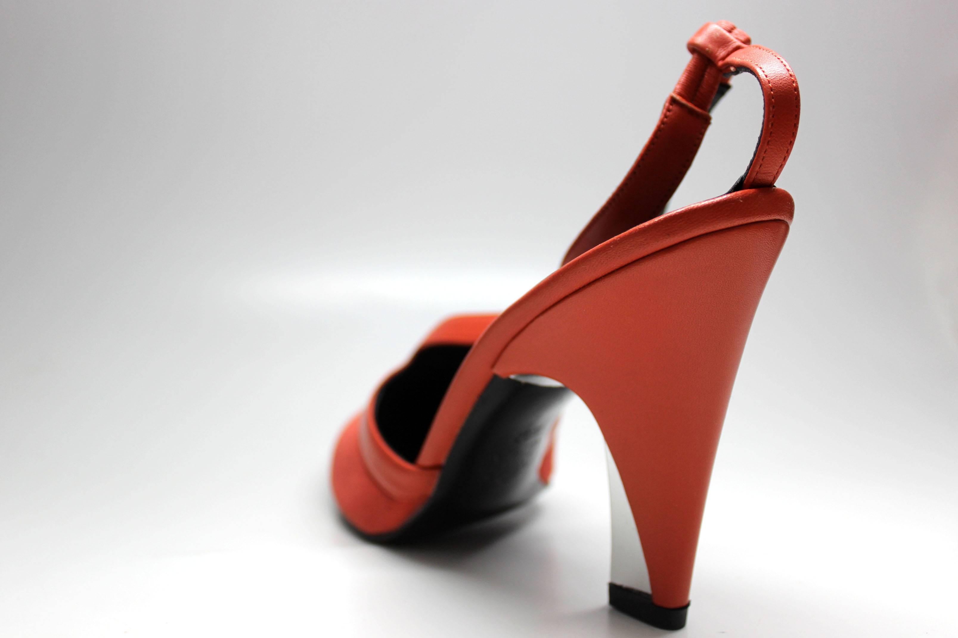 Charles Jourdan Red Orange Pointed Toe Slingback Heel, 1980s  For Sale 3