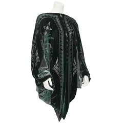 1980s Charles & Patricia Lester Devoree Velvet Capelet