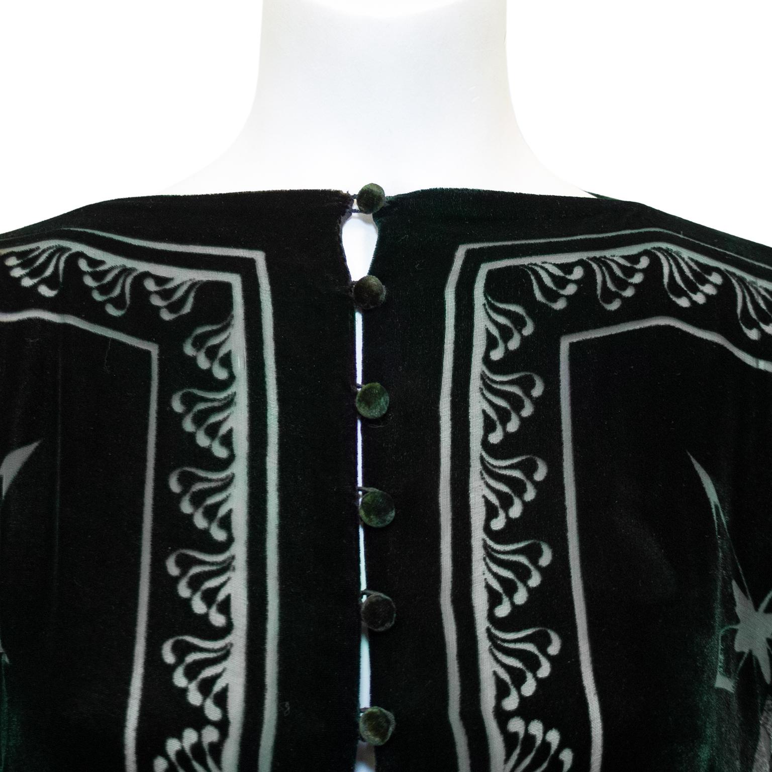 1980s Charles & Patricia Lester Devoree Velvet Capelet 1