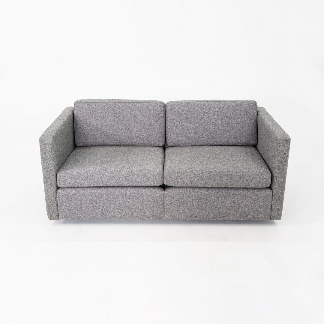 Américain Années 80 Charles Pfister for Knoll Loveseat / Two Seat Sofa en tissu gris en vente