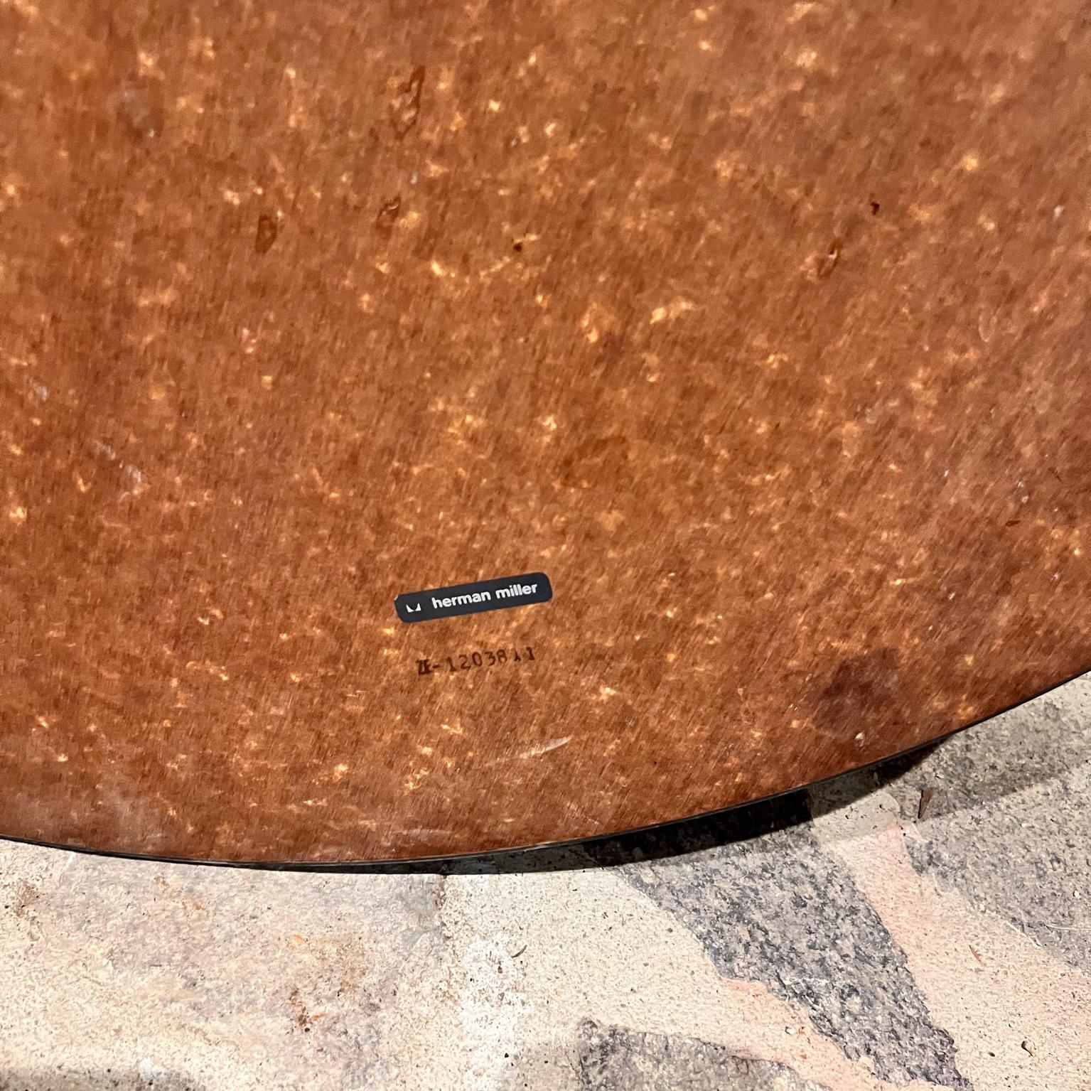 Charles & Ray Eames-Tisch von Herman Miller, Aluminiumgruppe, 1980er Jahre im Zustand „Gut“ im Angebot in Chula Vista, CA