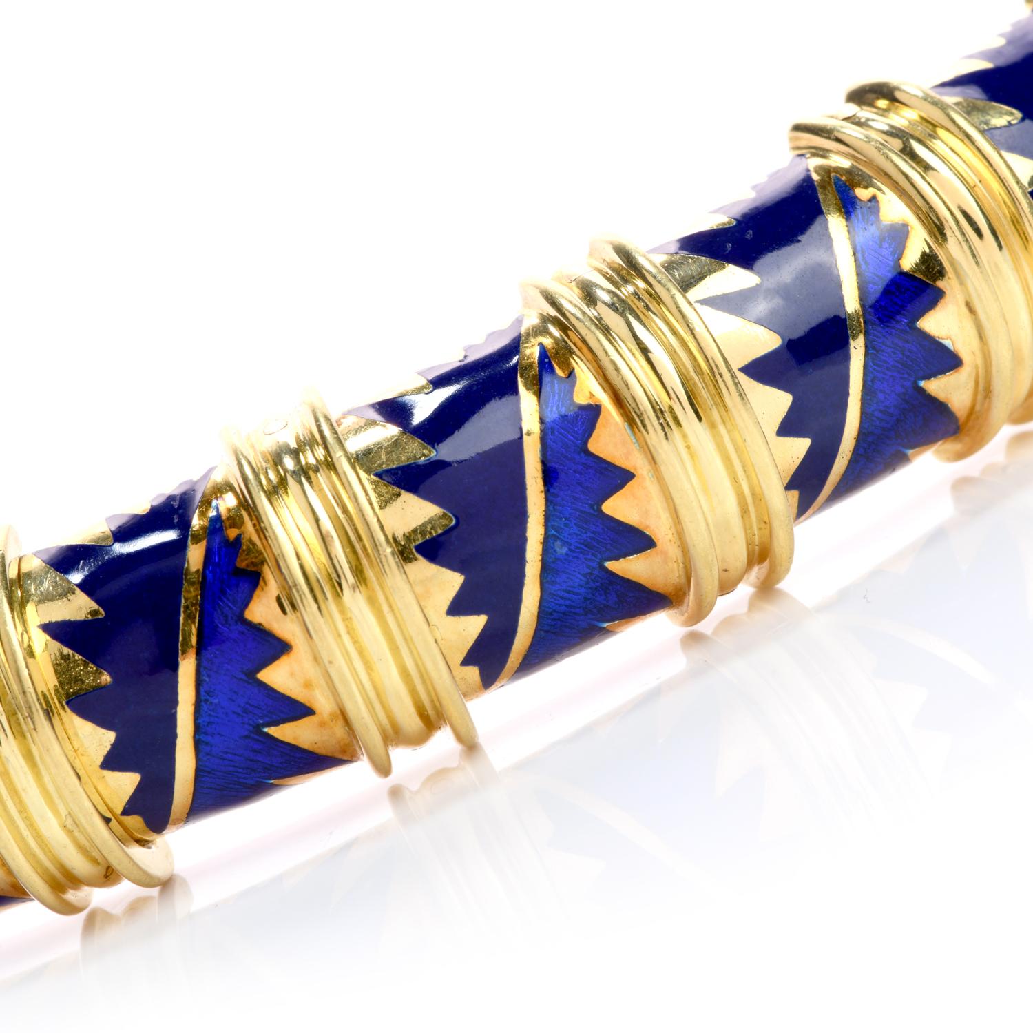 Moderne MAVITO Bracelet jonc chic en or jaune 18 carats et émail bleu, années 1980 en vente