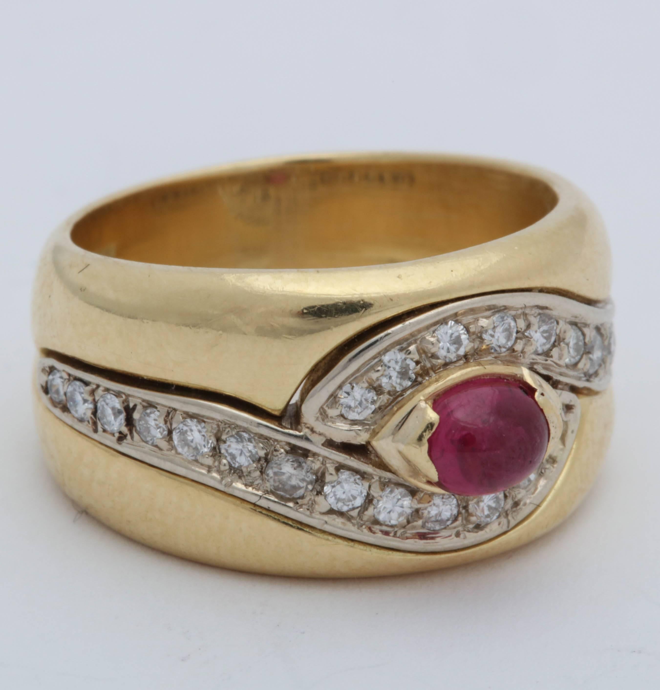 1980s Chic Cabochon Ruby with Diamond Swirl Design Gold Band Style Ring In Good Condition For Sale In New York, NY