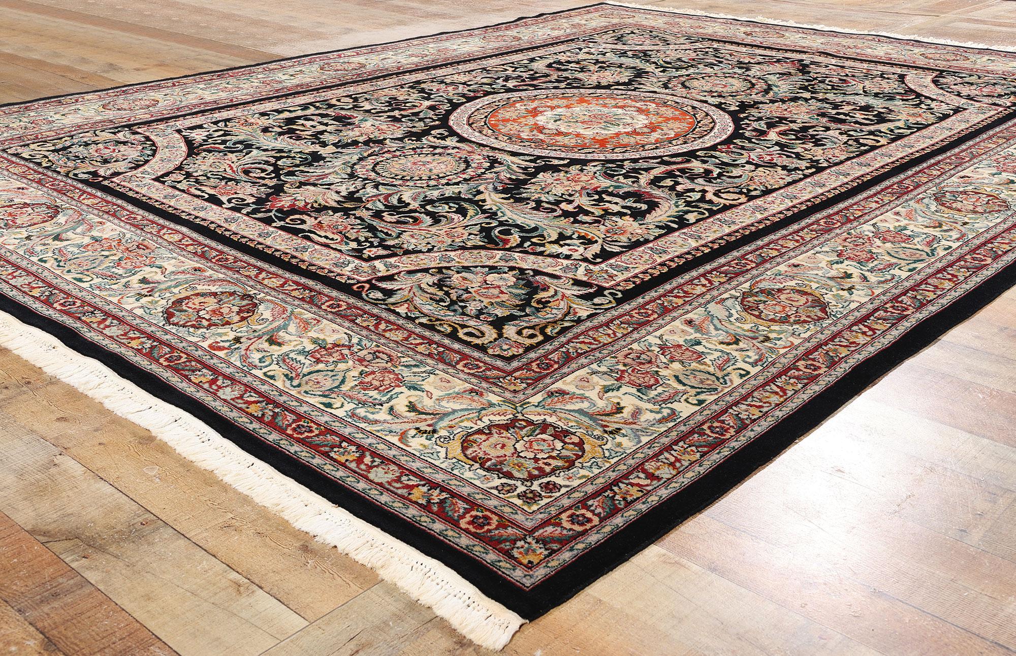 20th Century 1980's Chinese French Savonnerie Wool and Silk Carpet with Traditional Style For Sale