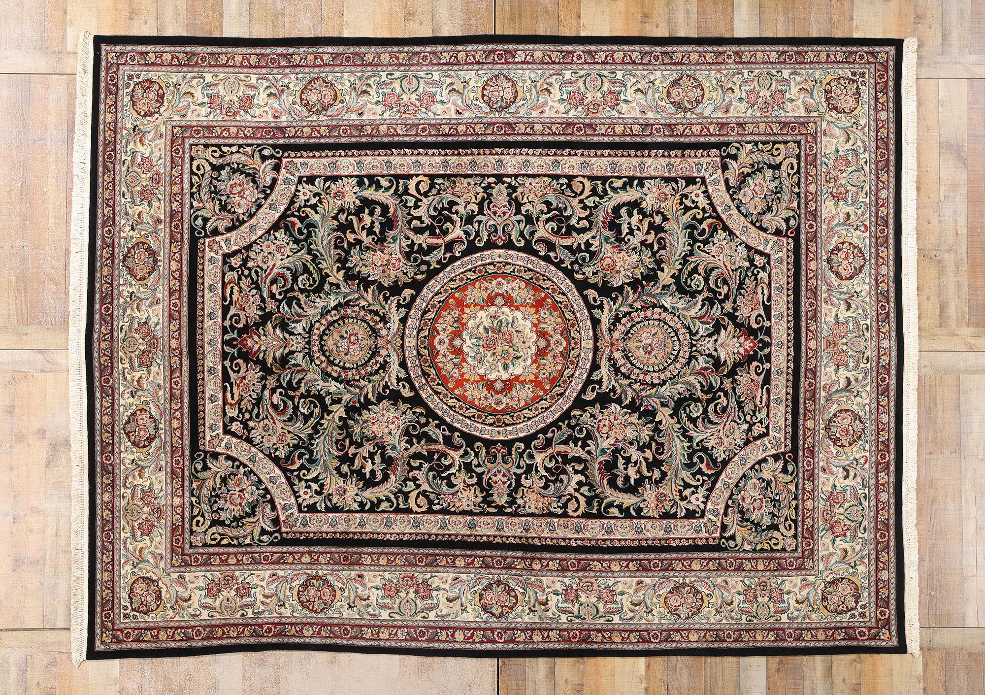 1980's Chinese French Savonnerie Wool and Silk Carpet with Traditional Style For Sale 2