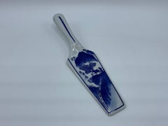 1980s Chinoiserie Blue and White 'Blue Willow' Cake Server