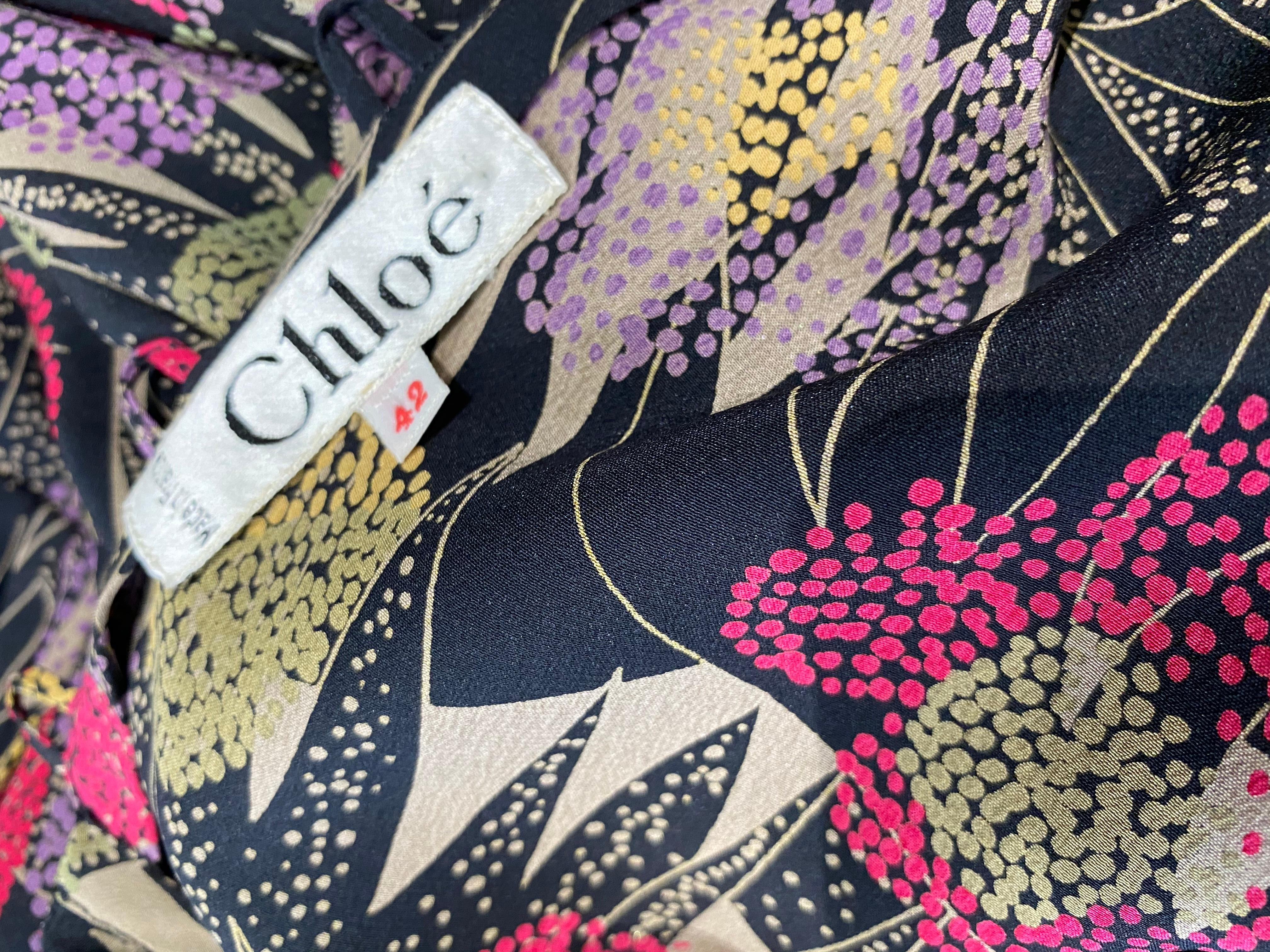 Women's 1980s Chloe Silk Print Dress with nehru collar. For Sale