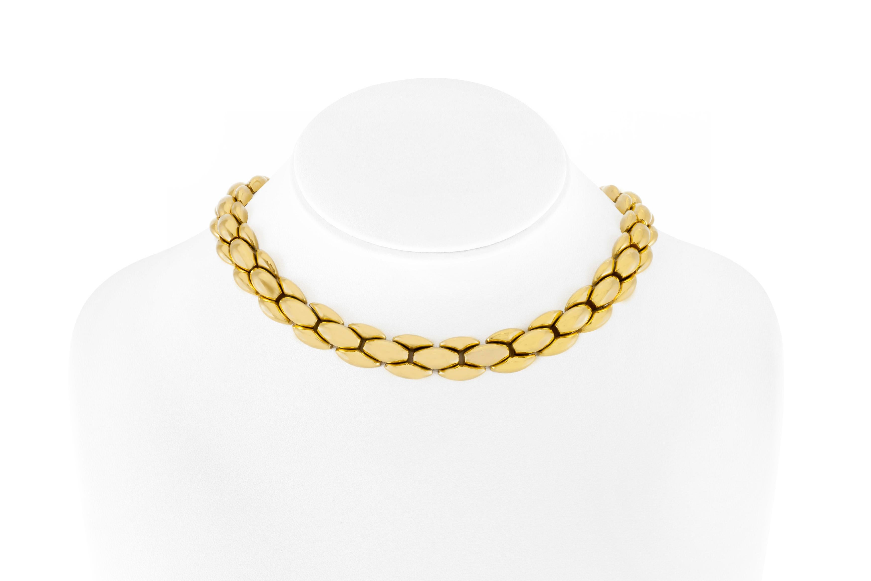 Women's or Men's 1980s Chocker 18 Karat Necklace For Sale