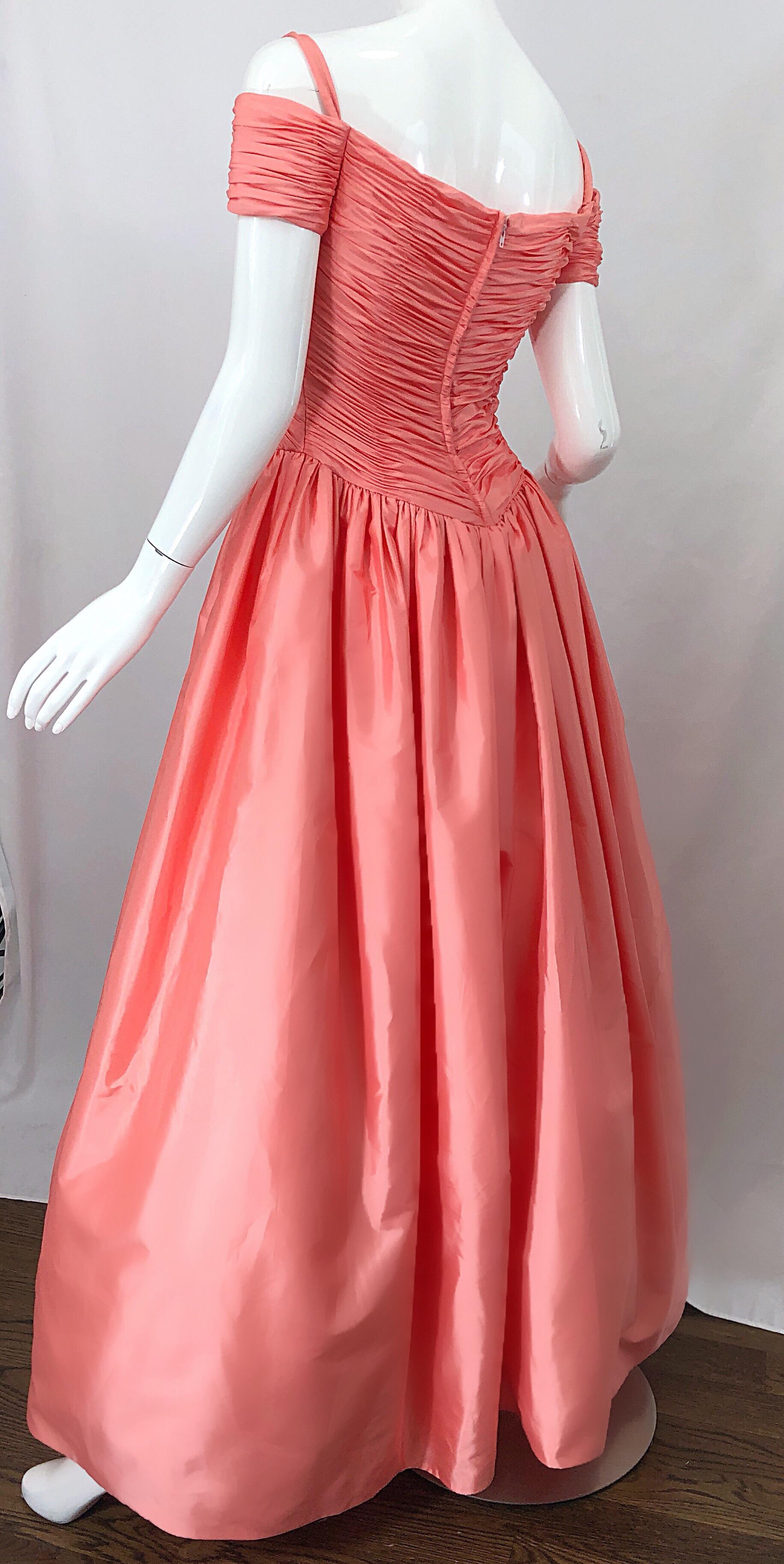 1980s Chris Kole Coral Pink Size 6 Off the Shoulder Silk Taffeta Vintage Gown For Sale 2