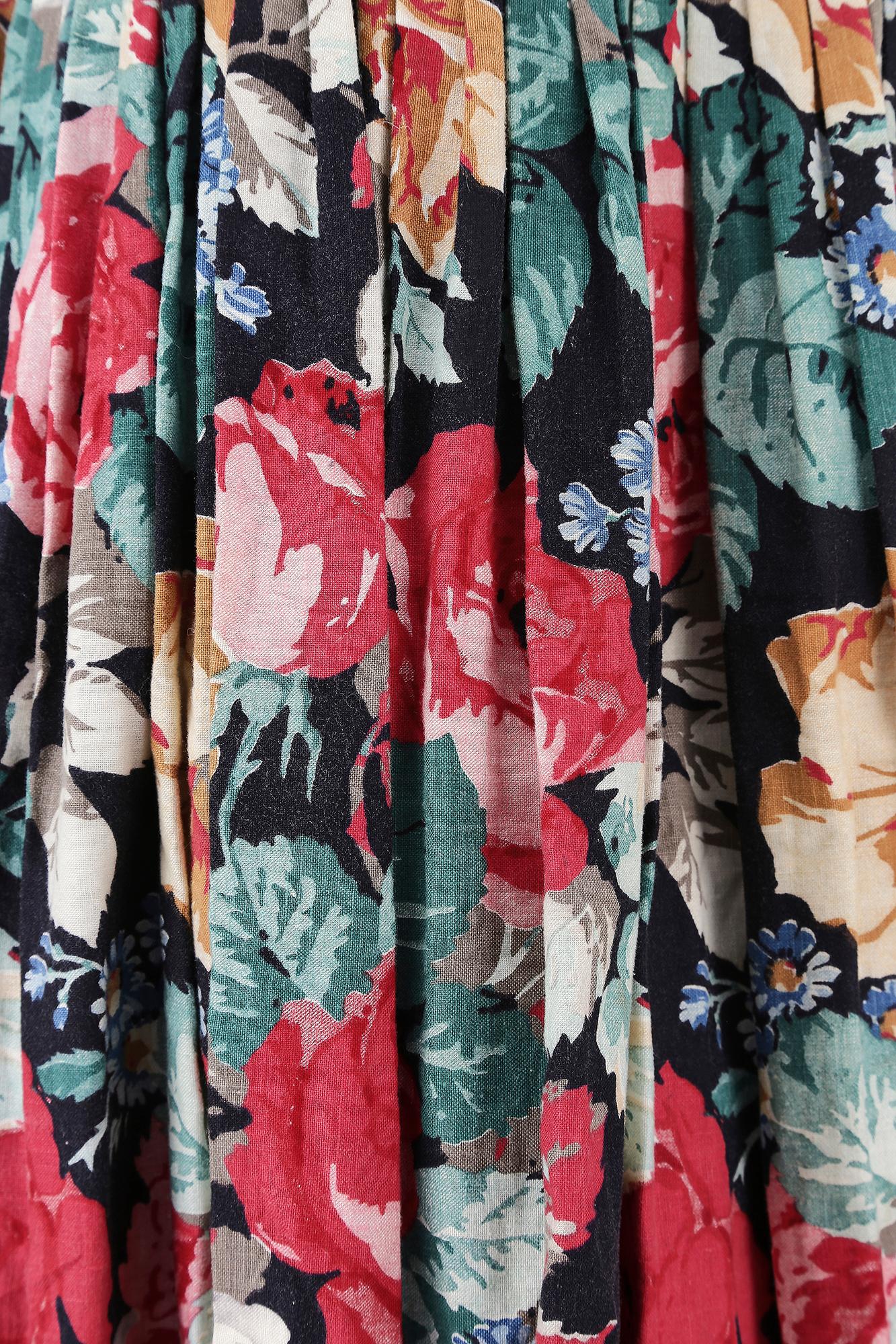Women's 1980s Christian Aujard Floral Cotton Country Print Skirt