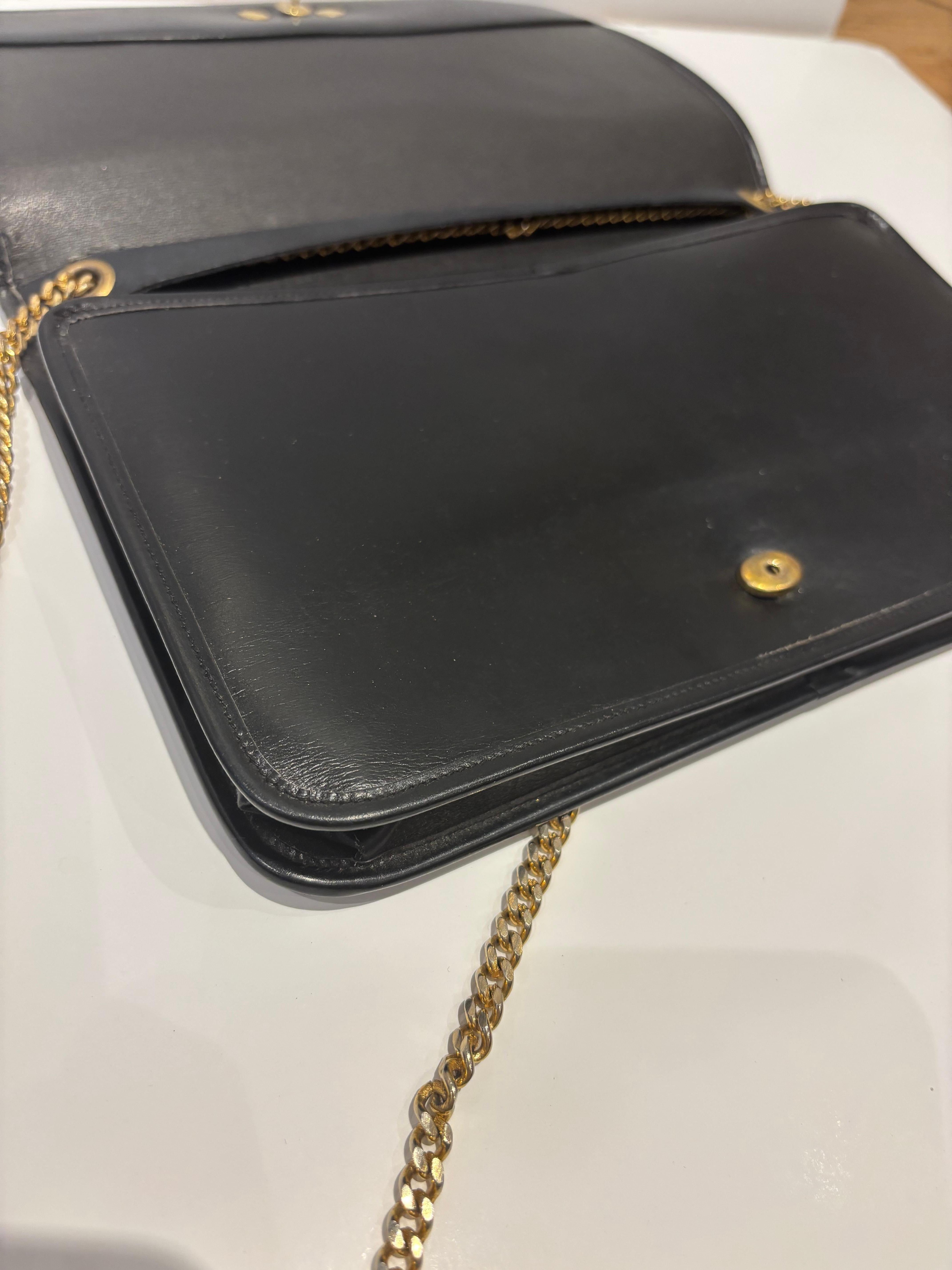 Borsa a spalla in pelle nera Christian Dior degli anni '80 in vendita 6