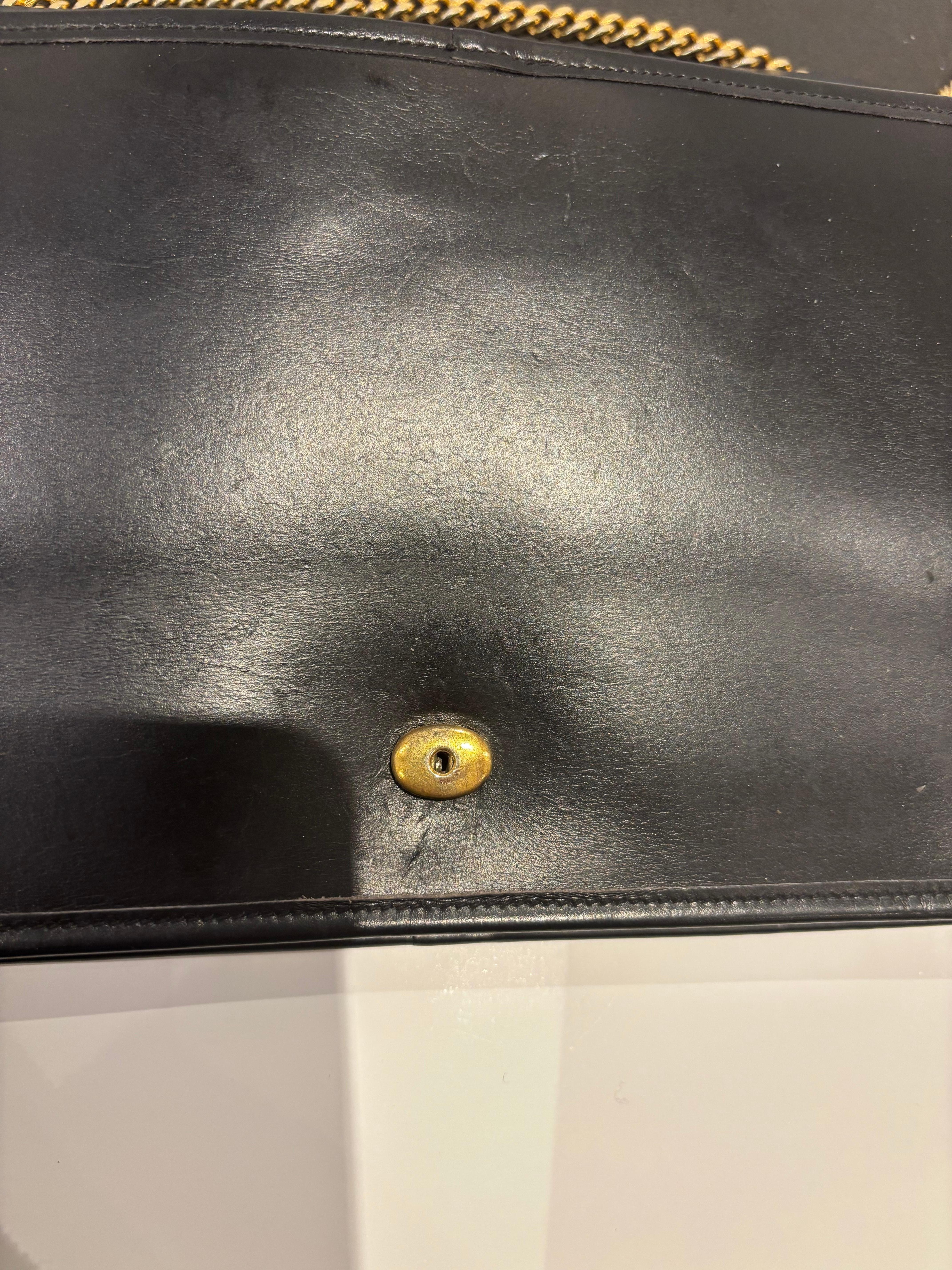 Borsa a spalla in pelle nera Christian Dior degli anni '80 in vendita 8