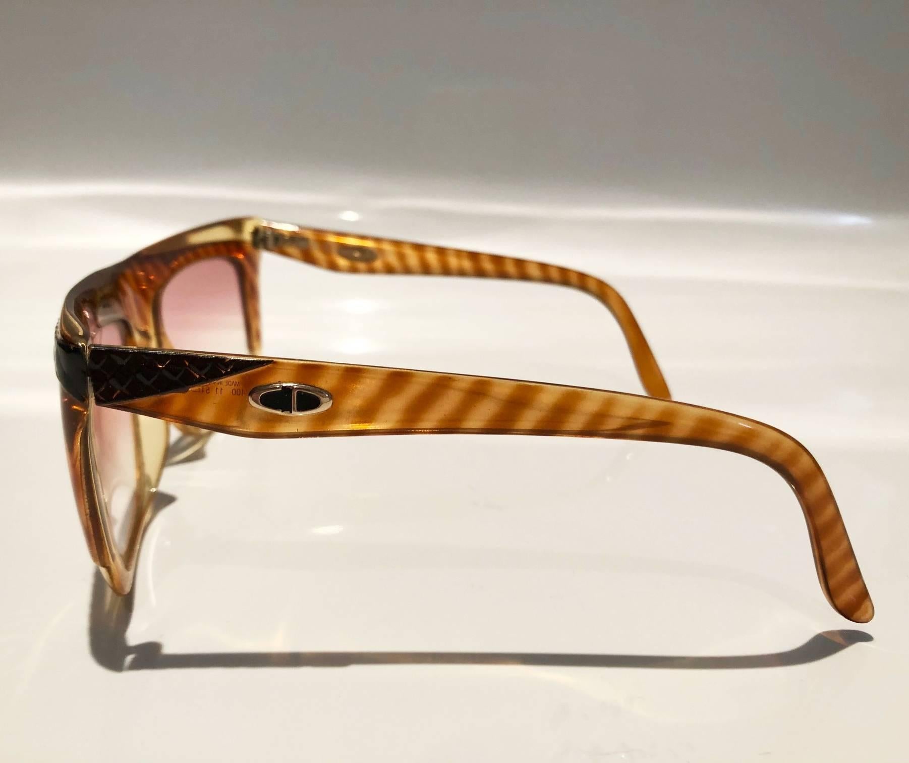 1980s Christian Dior Bowie Amber Animal Print Oversized Sunglasses In Excellent Condition For Sale In London, GB