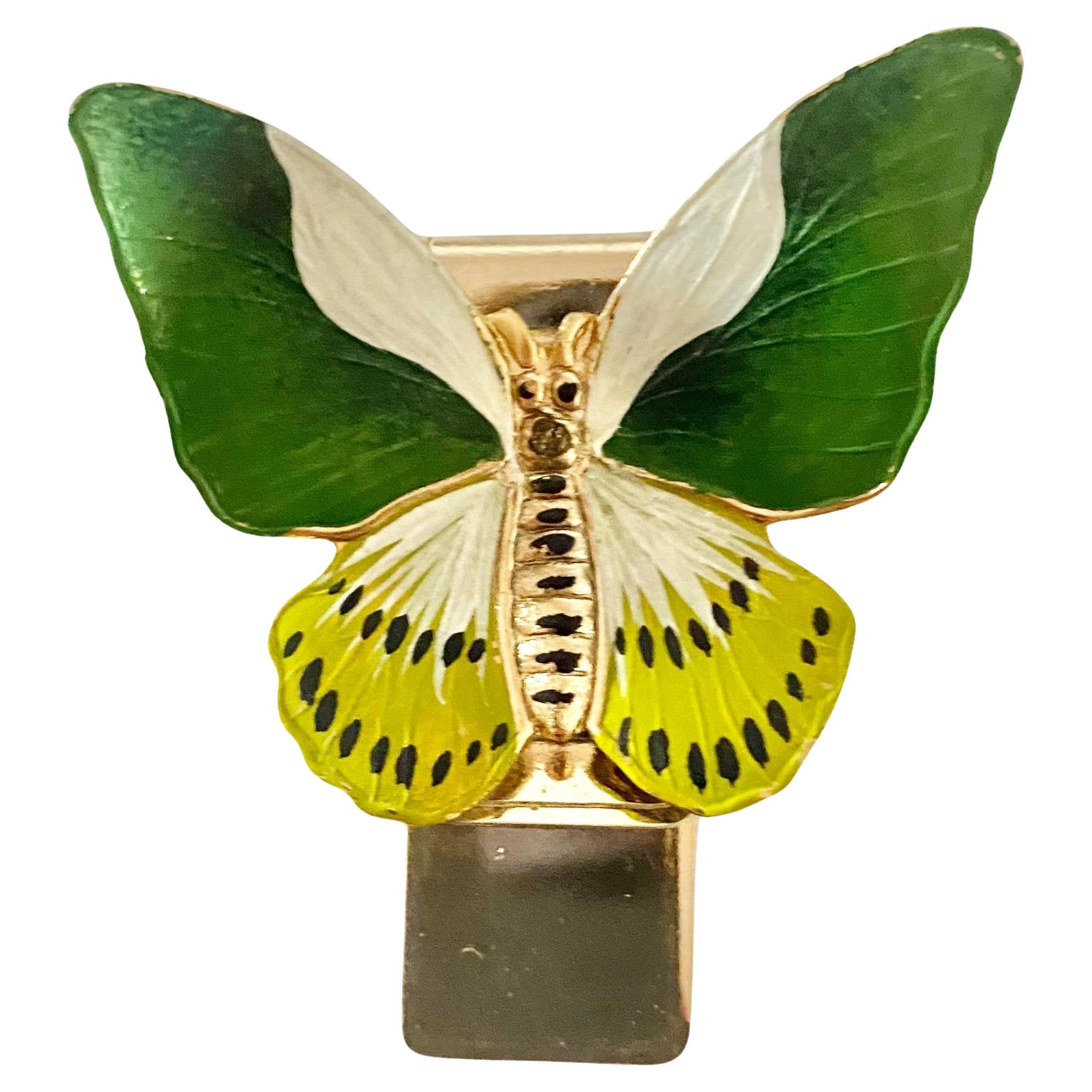1980s  Christian Dior emaillierte Schmetterlingspapier-Clip-Brosche im Angebot