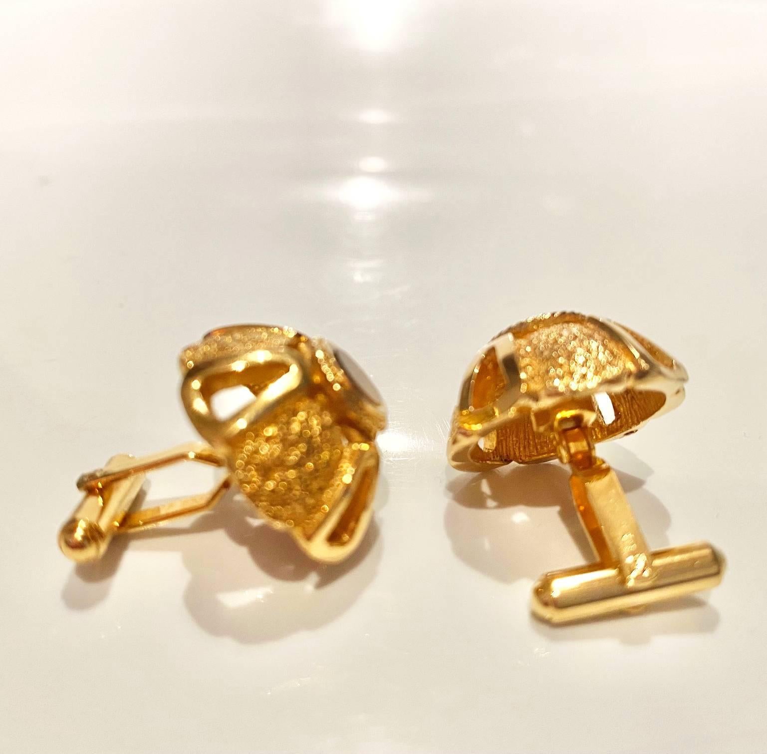1980s Christian Dior Gold Plated Tiger's Eye Cufflinks In Excellent Condition In London, GB
