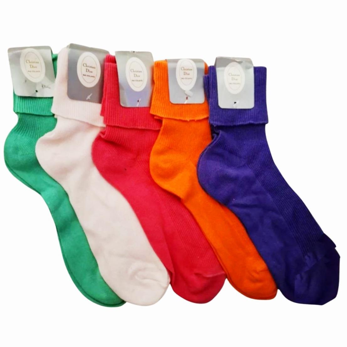 Very rare set of five pairs of 1980s Christian Dior Multicolor Socks, Made in England, unisex 

Condition: 1980s, vintage, new with label 

Size: 37-38 IT